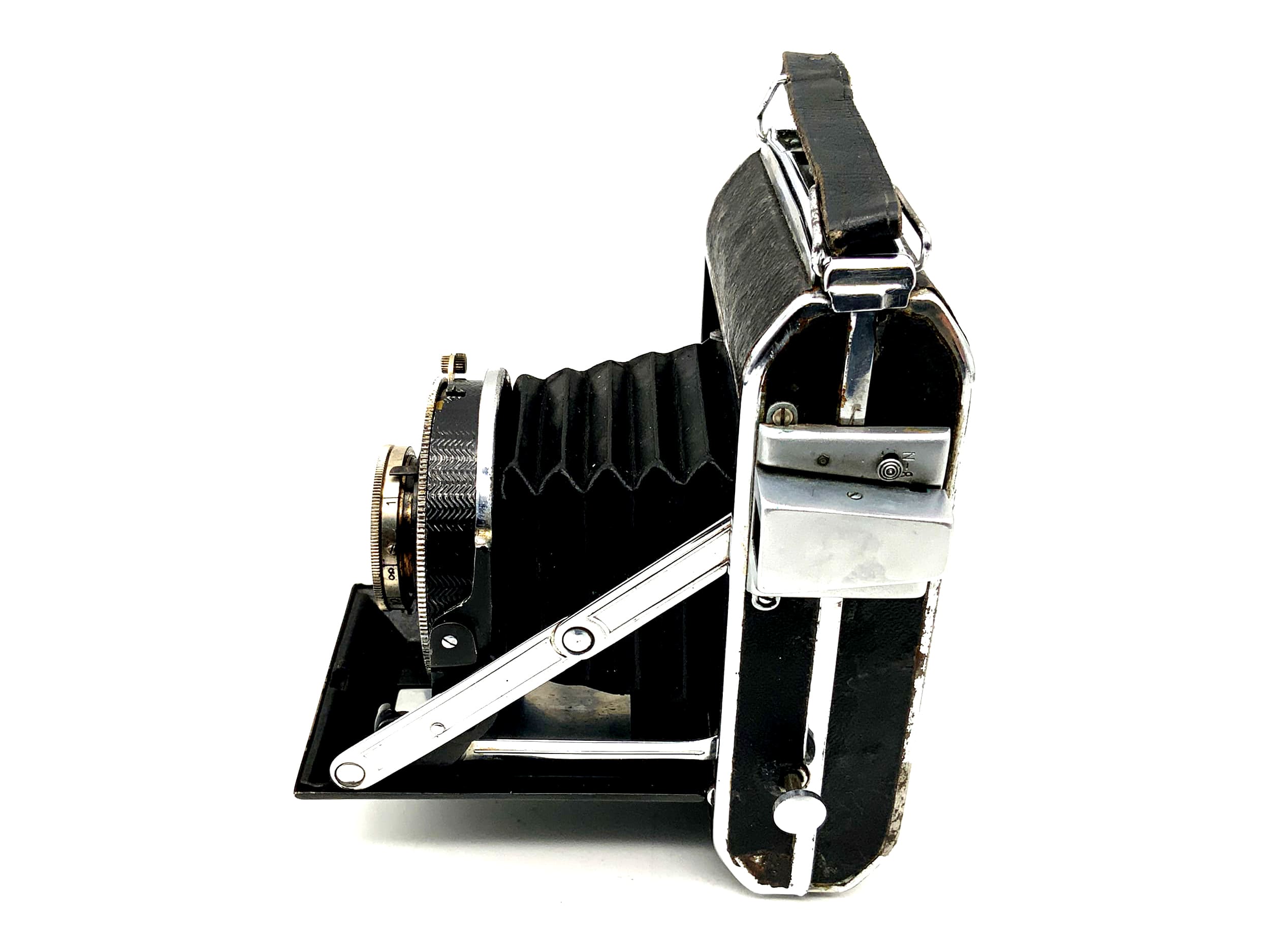 Klappkamera mit Rodenstock Trinar Anastigmat 1:2.9 f=7,5cm