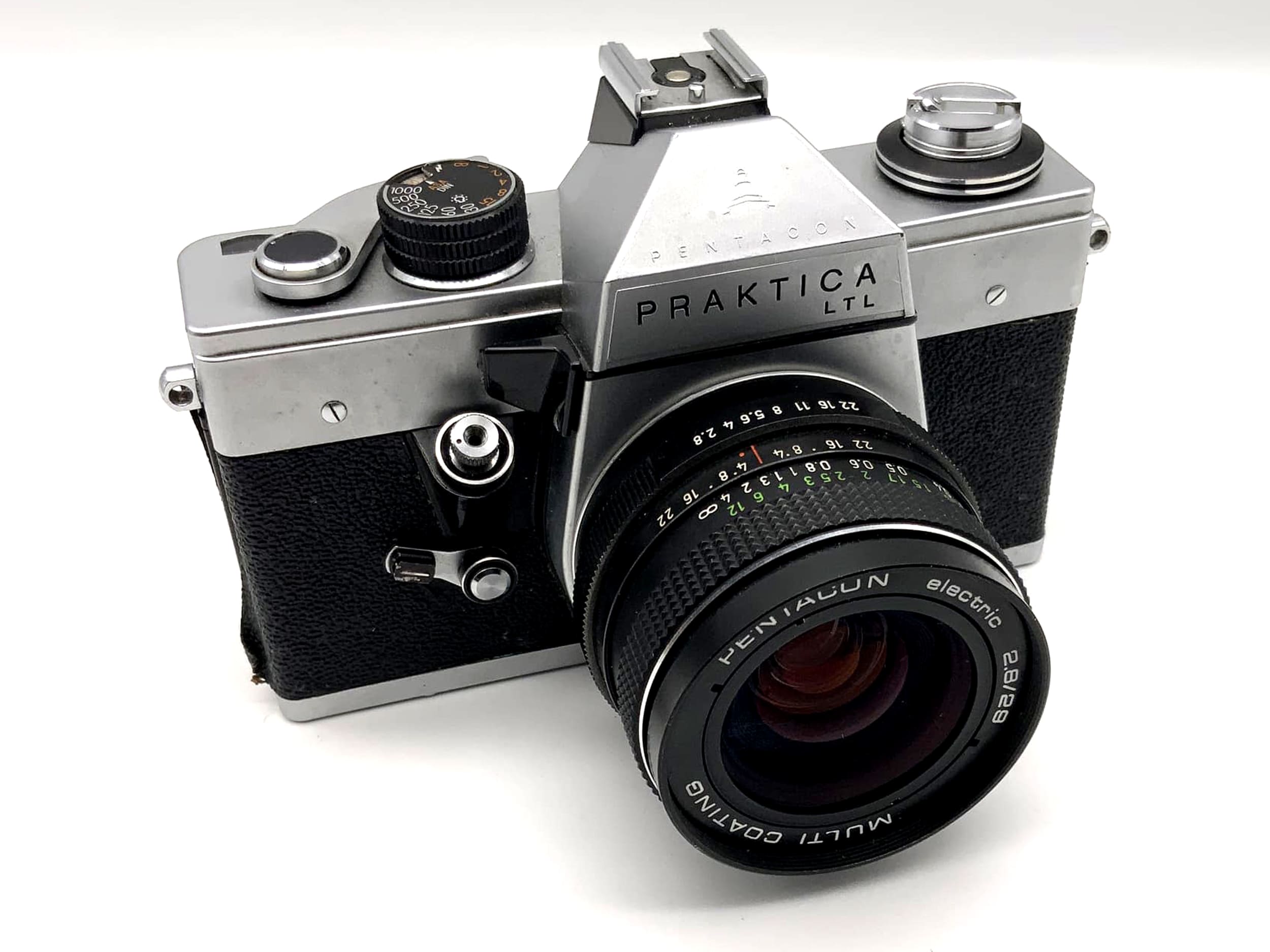 Pentacon Praktica LTL mit 2.8 29mm Objektiv Spiegelreflexkamera 35mm analog