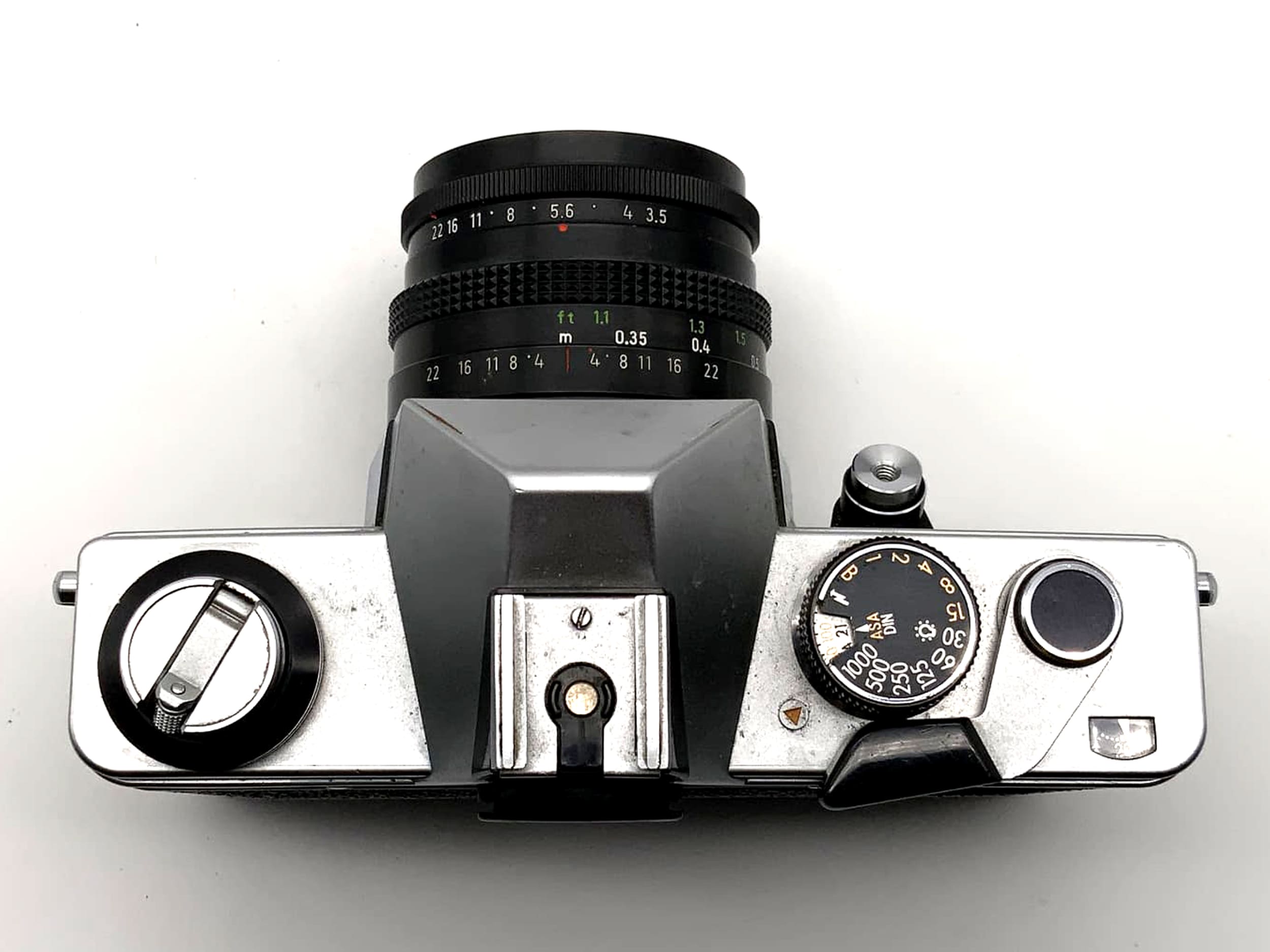 Pentacon Praktica L mit 3.5 30mm Objektiv Spiegelreflexkamera 35mm analog