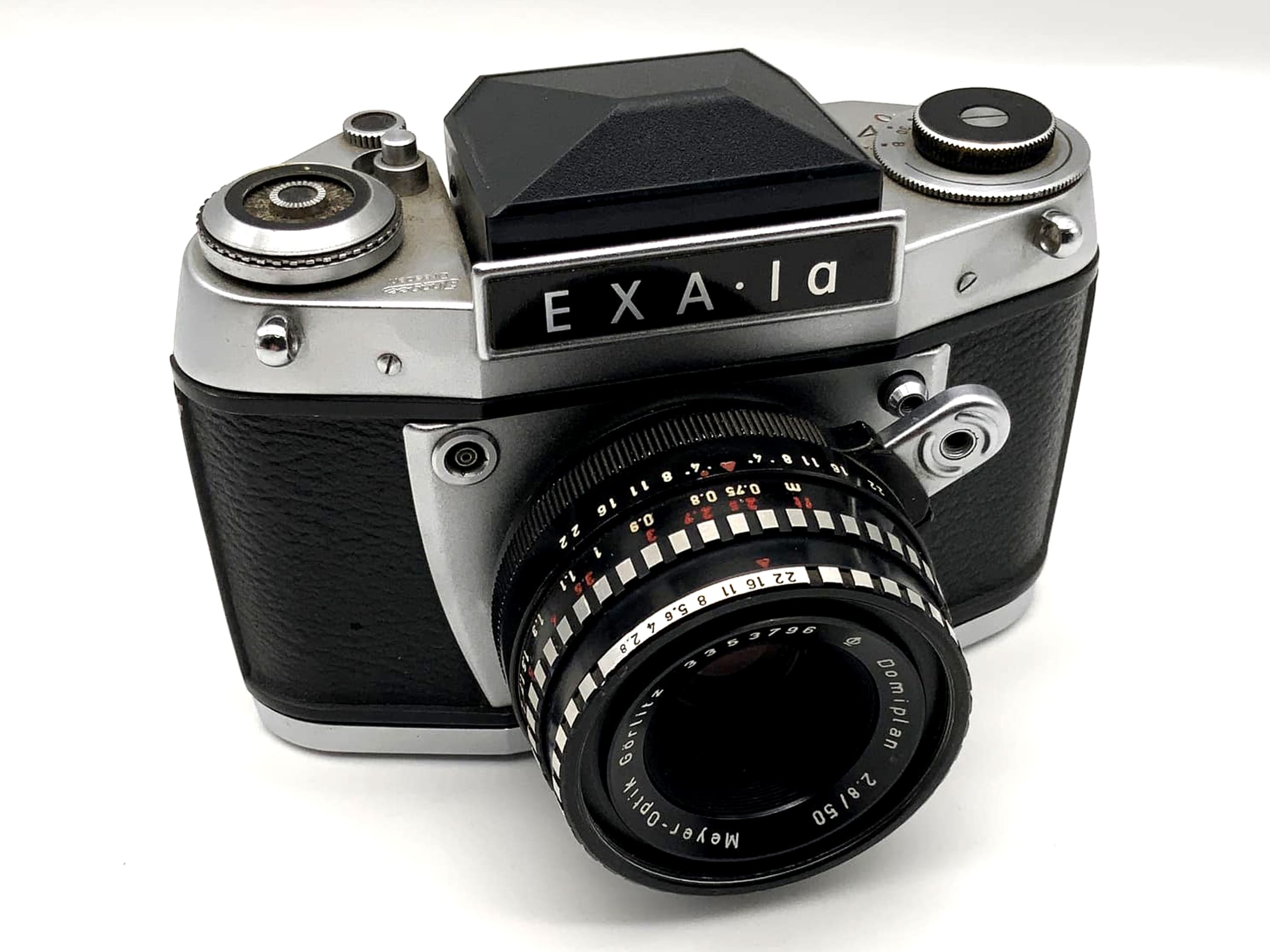 Exakta EXA 1a mit Meyer Optik Görlitz 2.8 50mm Spiegelreflexkamera 35mm analog