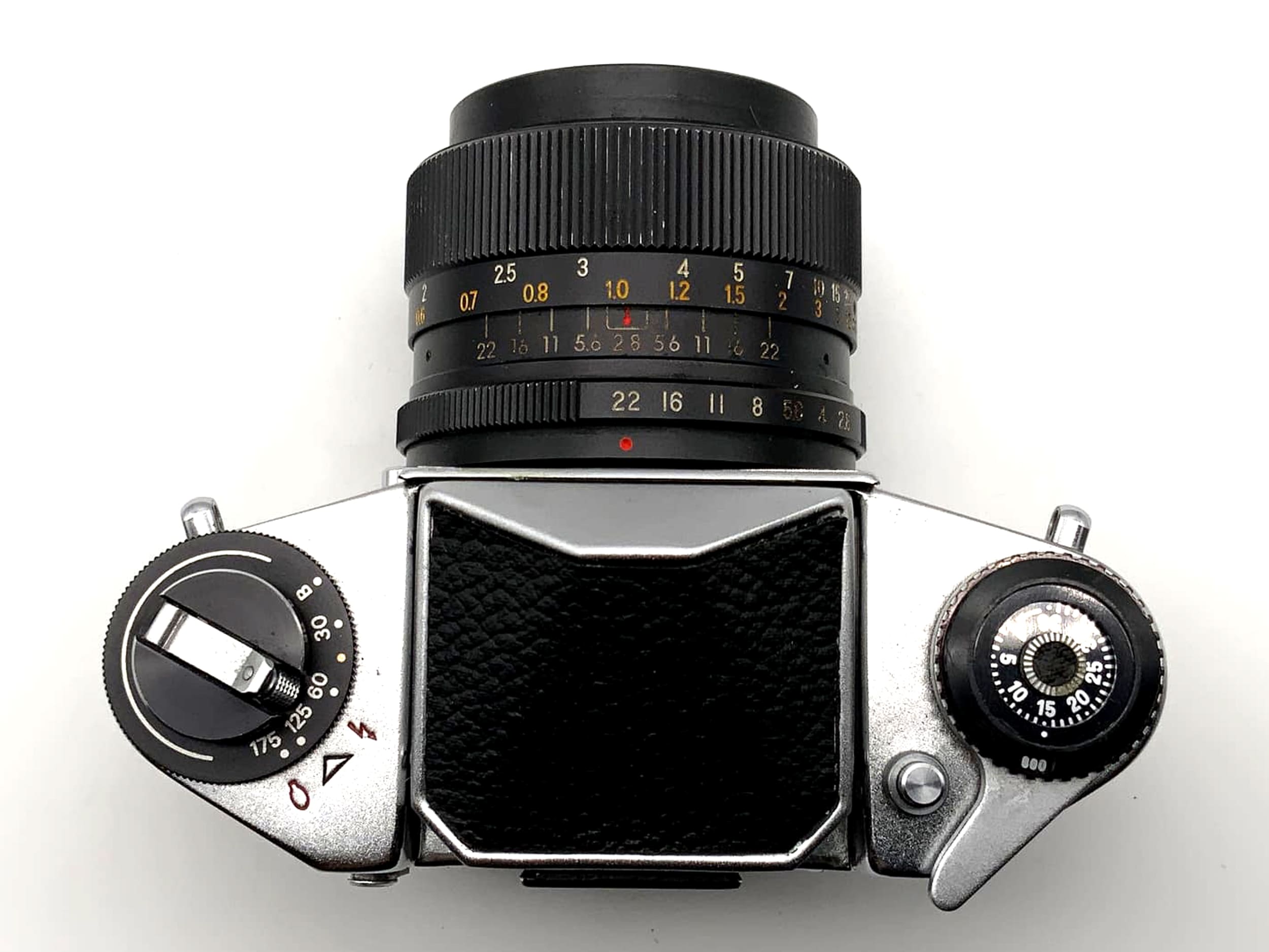 Exakta EXA 1b mit Revuenon 2.8 35mm Objektiv Spiegelreflexkamera 35mm analog