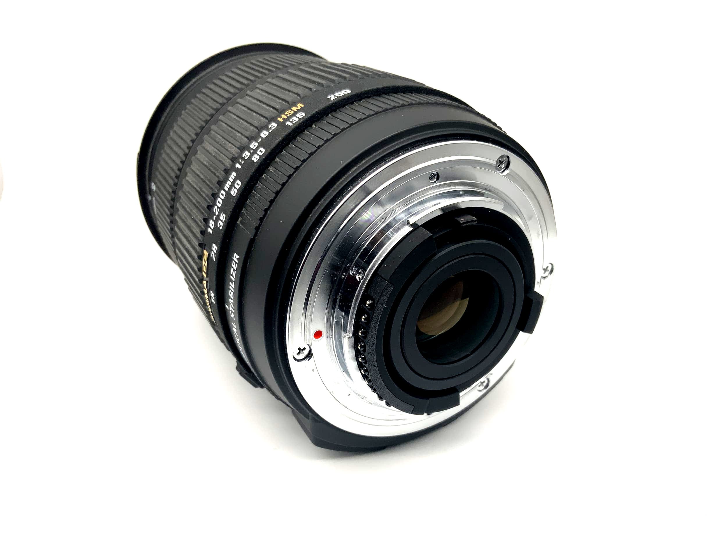 Sigma 18-200mm 1:3.5-6.3 Objektiv DC OS HSM Optical Stabilizer Zoom (Nikon AF-S)