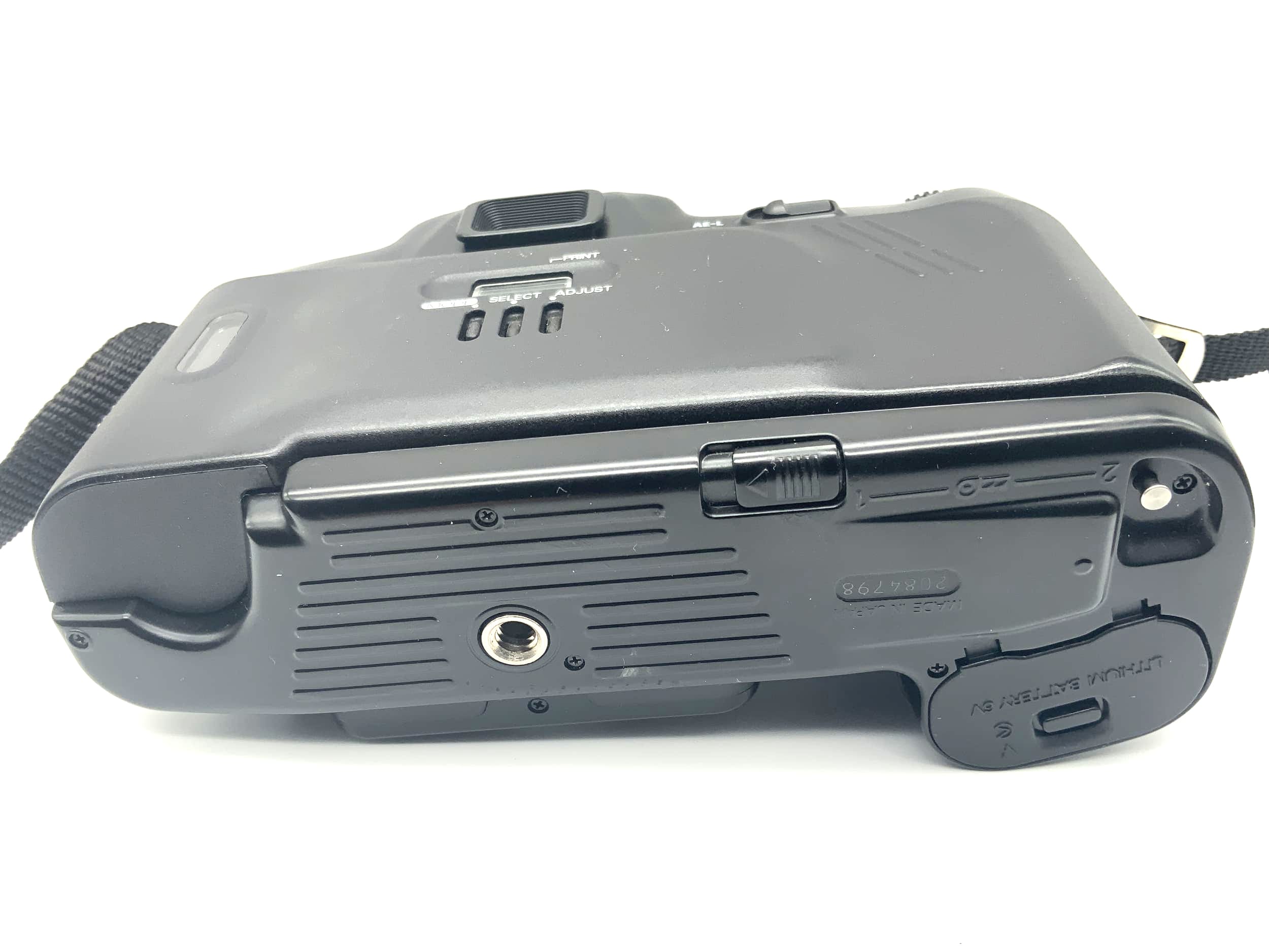 Nikon F-601 35mm Spiegelreflexkamera analog Quartz Date AF Autofokus (Nikon F)