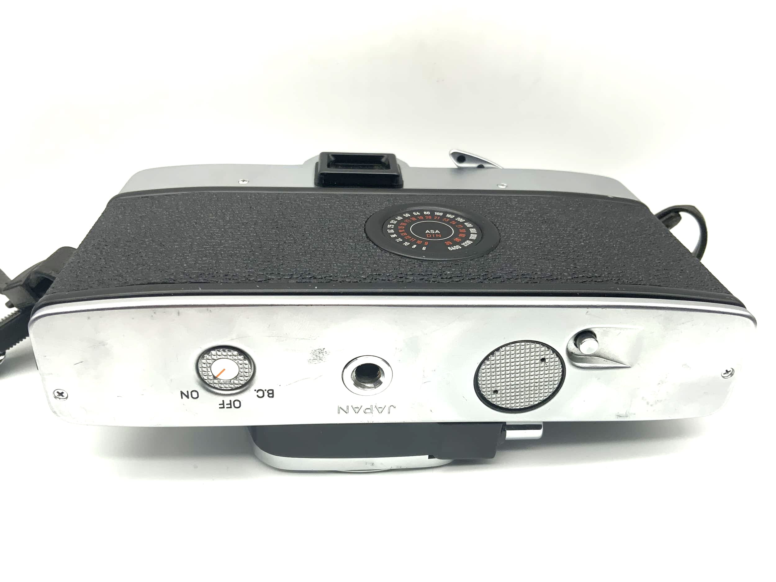 Minolta SRT 303 35mm Spiegelreflexkamera SLR analog clc Body (Minolta MD)