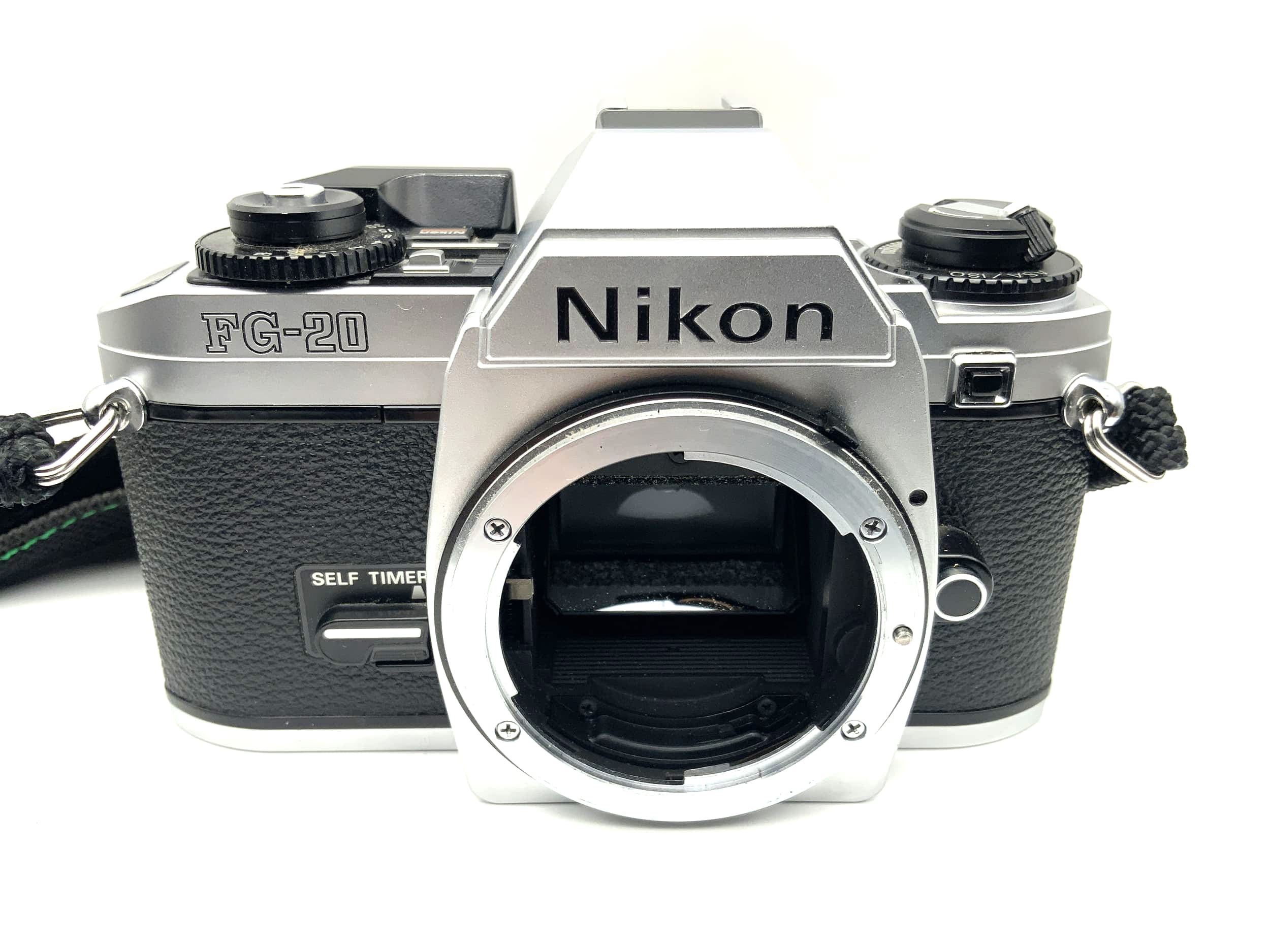 Nikon FG-20 35mm Spiegelreflexkamera SLR analog Body Gehäuse (Nikon F)