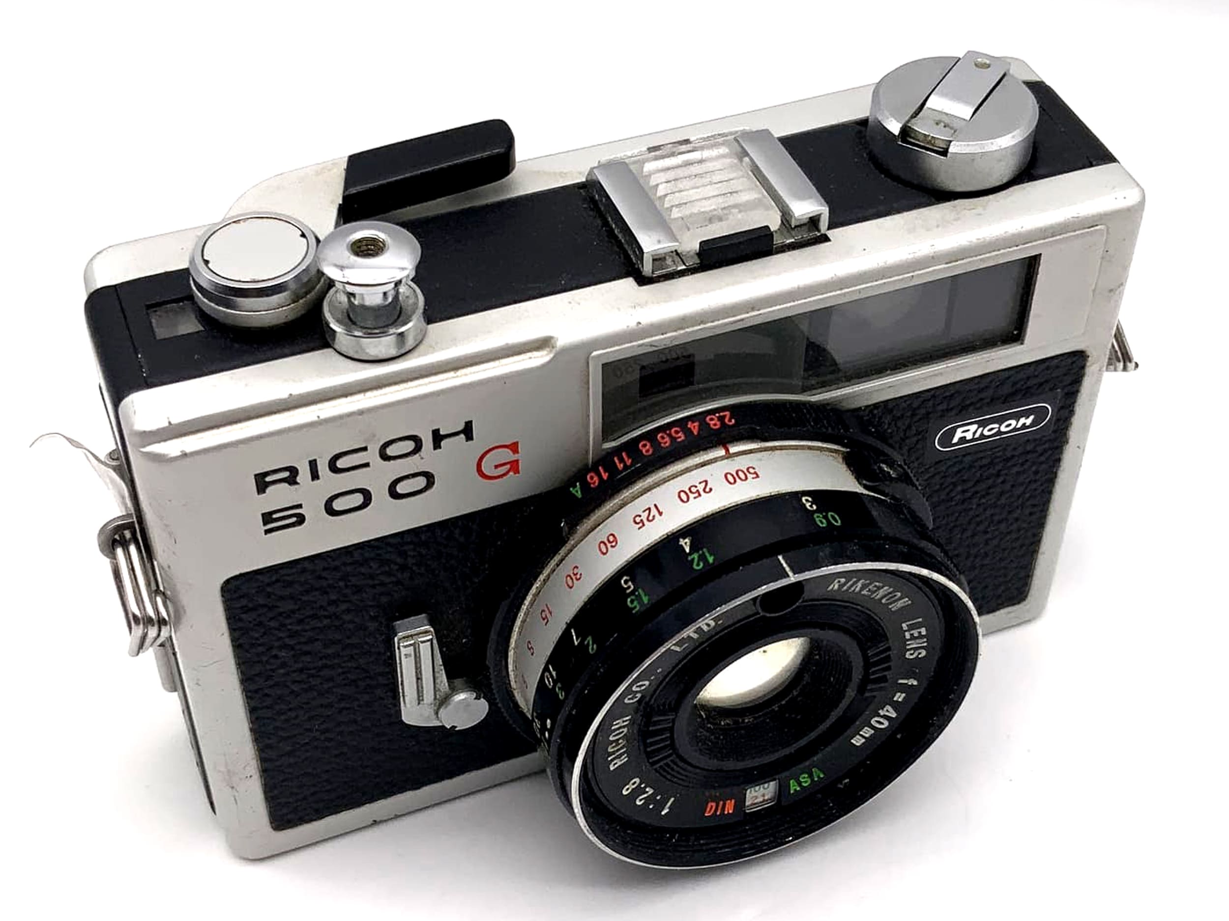 Ricoh 500 G Sucherkamera mit Rikenon 40mm 1:2.8 35mm Kompaktkamera