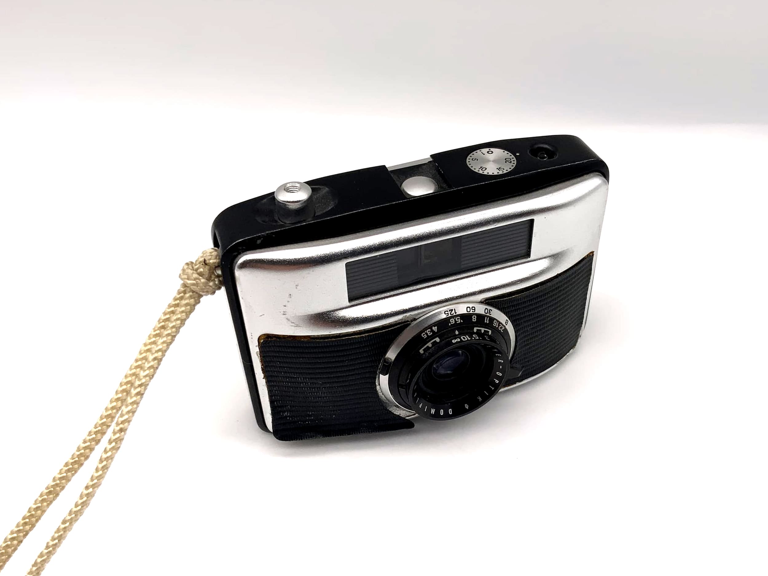 Pentacon Penti I Sucherkamera mit Domiplan 30mm 1:3.5 35mm 1 schwarz/silber