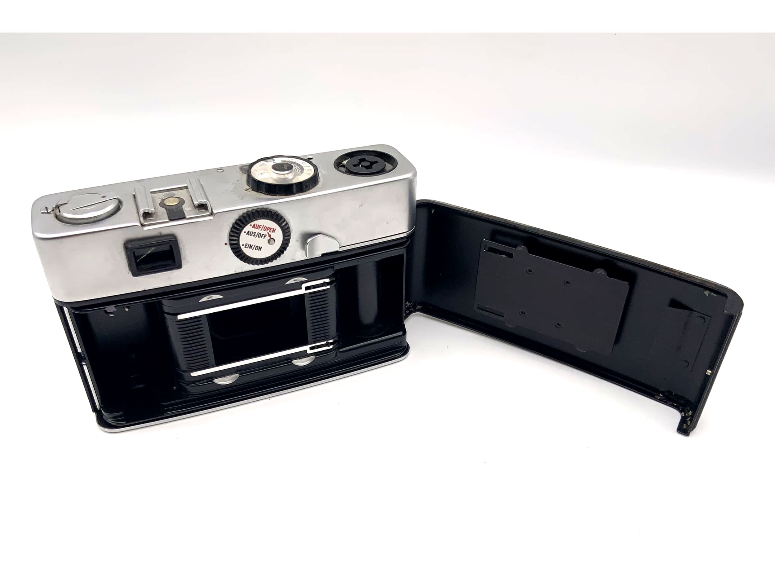 Dacora super dignette Sucherkamera mit Isconar 45mm 1:2.8 35mm electric CR