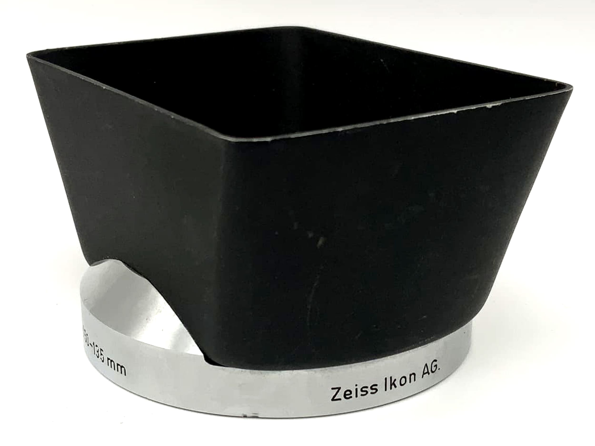 Zeiss Ikon B56 Gegenlichtblende f 50-135mm für Contarex metall + Tasche lenshood