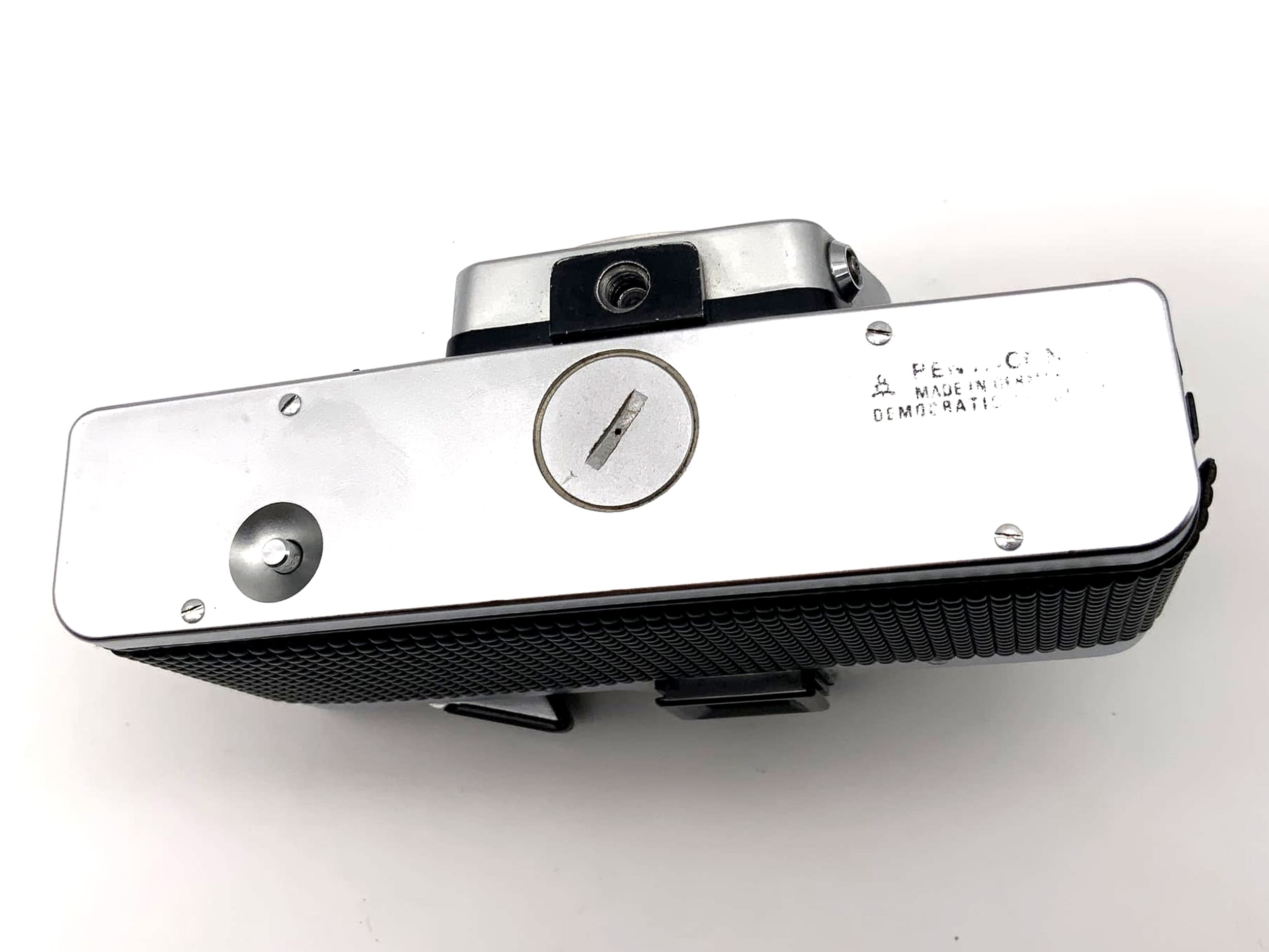 Praktica MTL 3 Spiegelreflexkamera SLR Pentacon 35mm Kamera Body Gehäuse