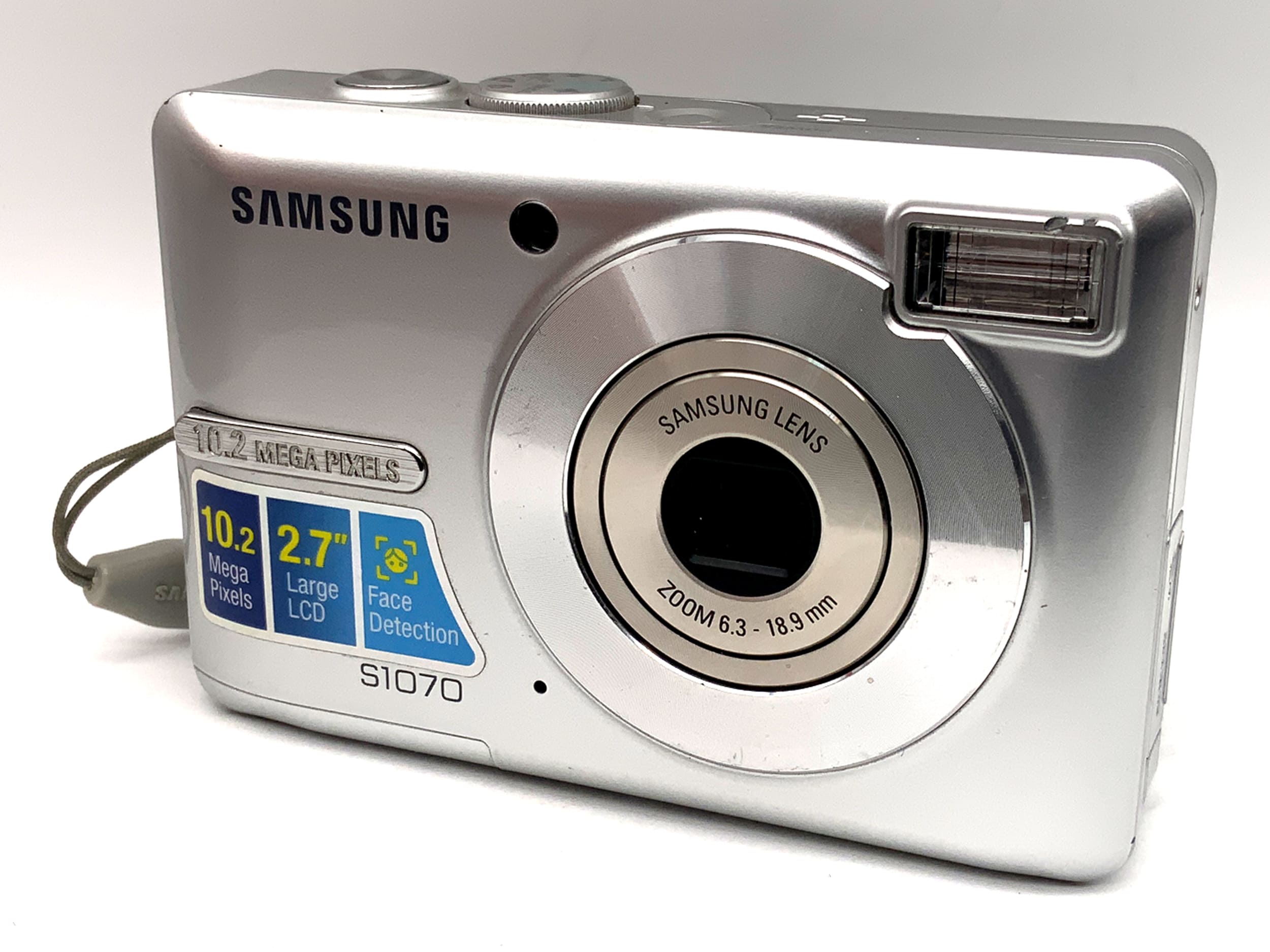 Samsung S1070 Digitale Kompaktkamera mit Zoom 6.3-18.9 Lens 10.2 MP