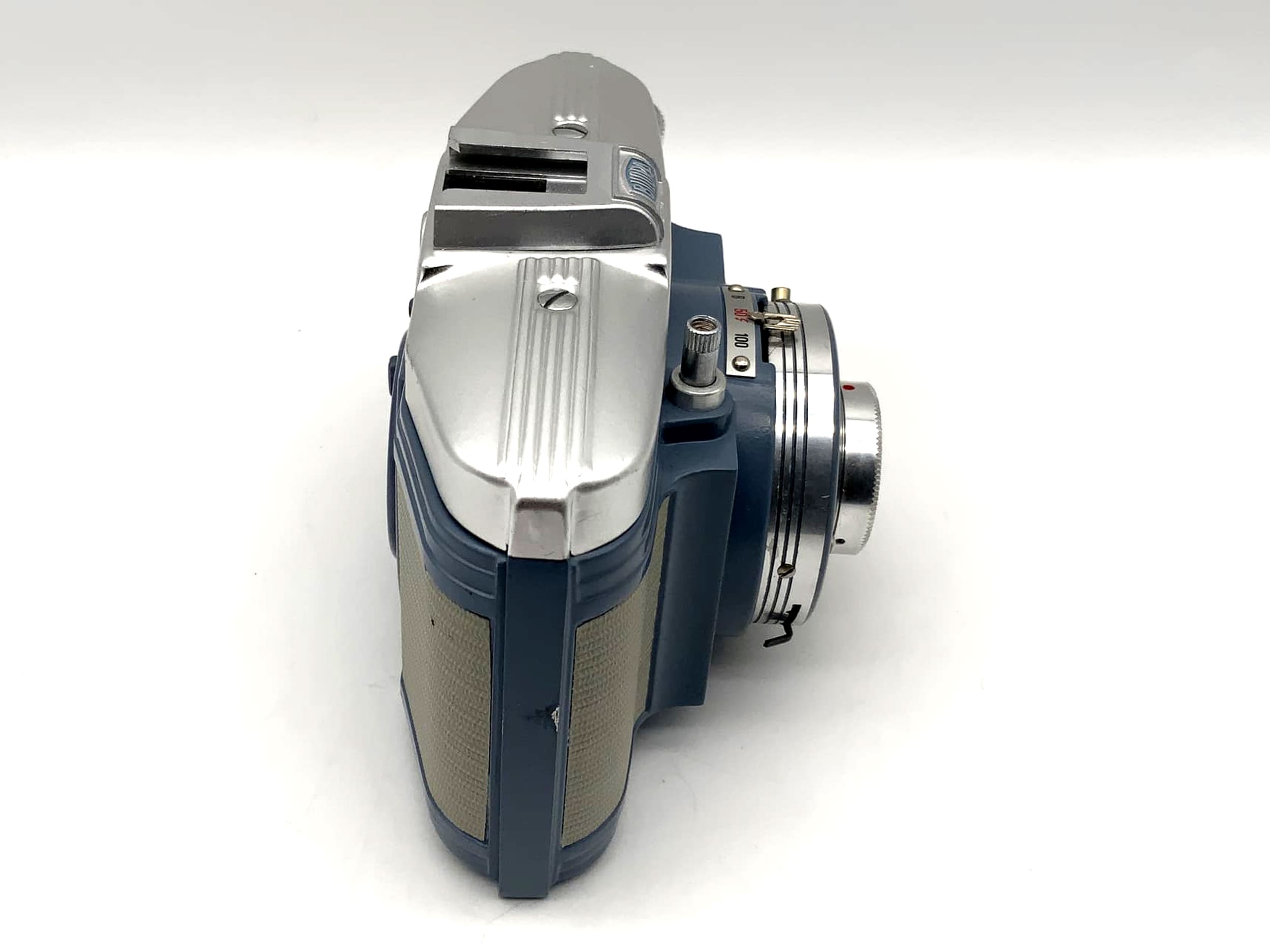 Bilora Bella Rollfilmkamera mit Synchro-Flash Achromat 1:8