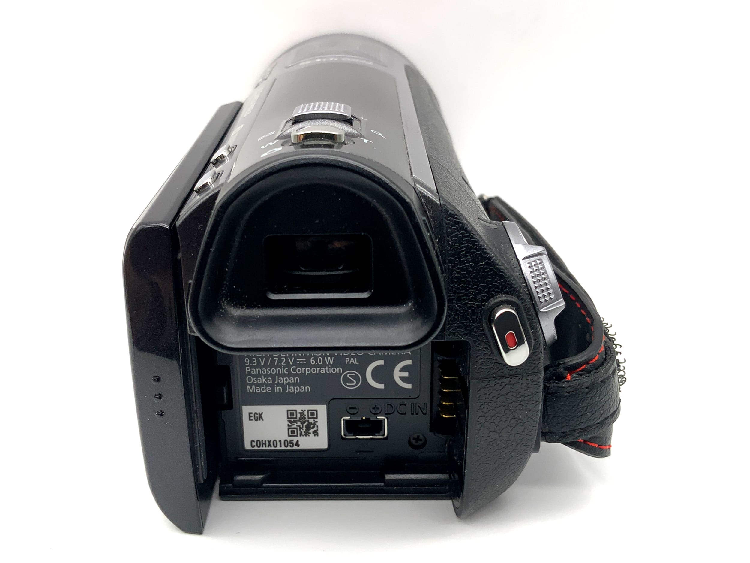 Panasonic HDC-TM700 3MOS Camcorder f=3.45-41.4mm 1:1.5 14.2 MP 35mm Wide 32GB