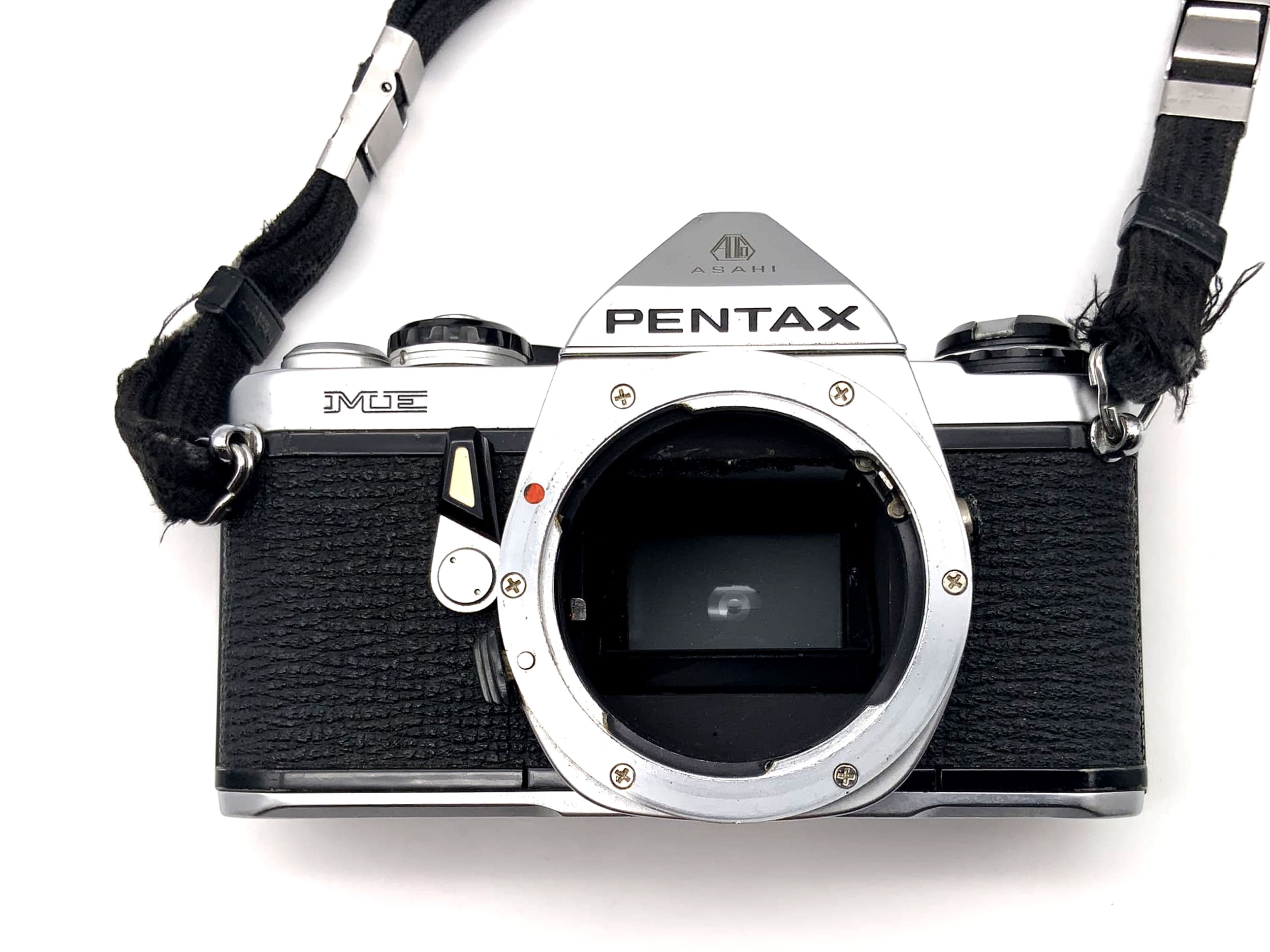 Pentax ME Spiegelreflexkamera SLR 35mm Kamera Body Gehäuse (Beli defekt!)
