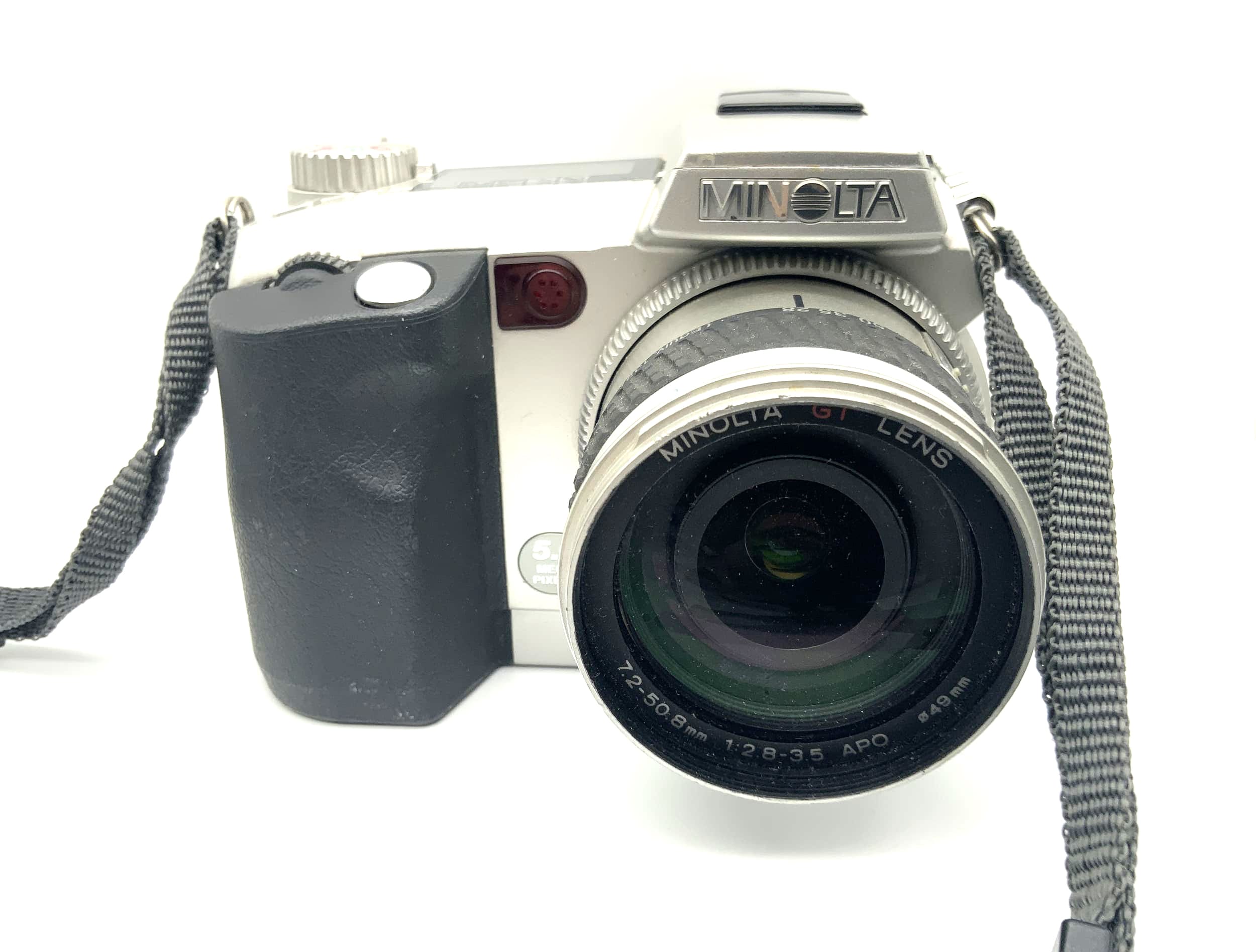Minolta Dimage 7i mit 7x Optical Zoom Lens GT 7.2-50.8mm 1:2.8-3.5 APO 5.0 MP