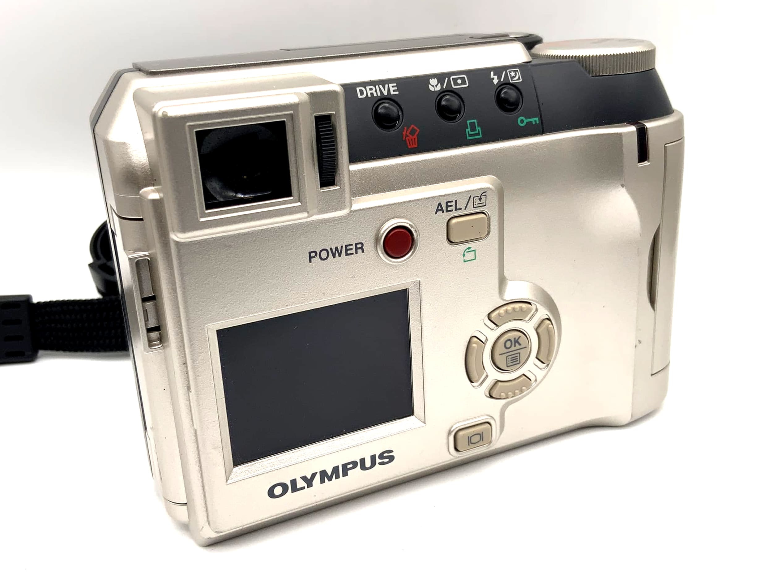 Olympus C-720 Ultra Zoom mit Zoom Lens AF 6.4-51.2mm 1:2.8-3.4 3.0 MP Camedia