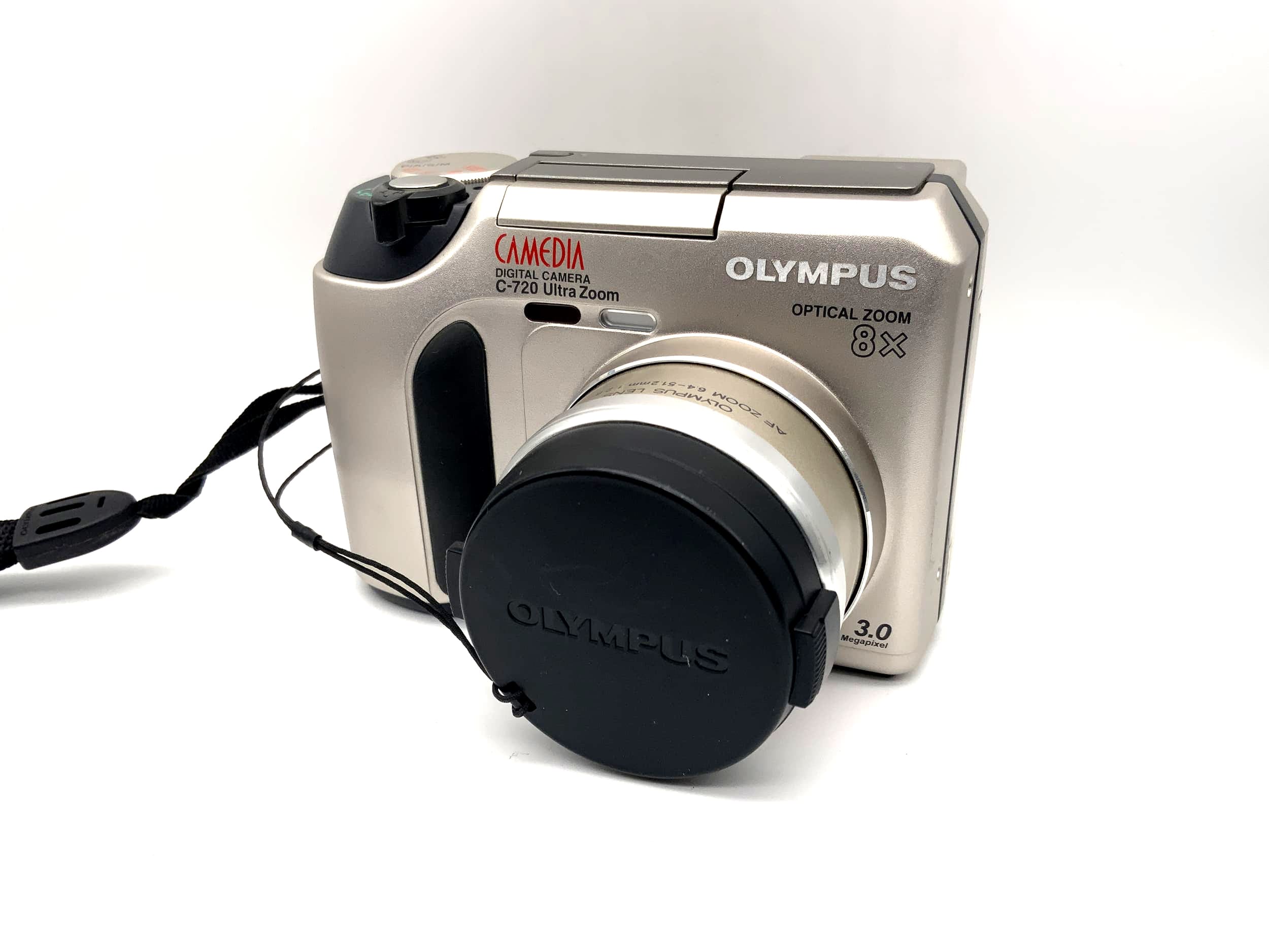 Olympus C-720 Ultra Zoom mit Zoom Lens AF 6.4-51.2mm 1:2.8-3.4 3.0 MP Camedia