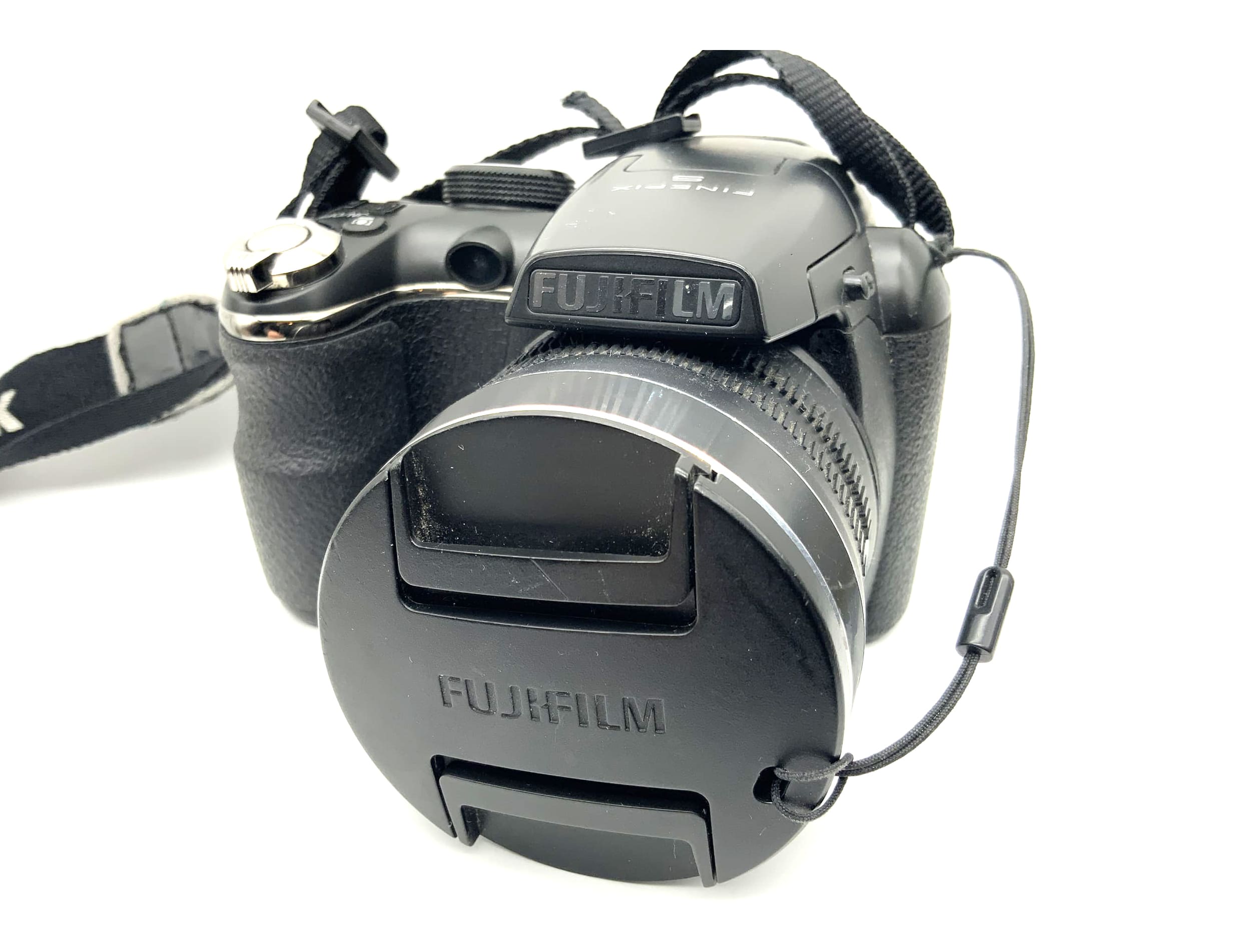 Fujifilm Finepix S4300 mit Super EBC Lens 26x Zoom f=4.3-111.8mm 1:3.1-5.9 14 MP