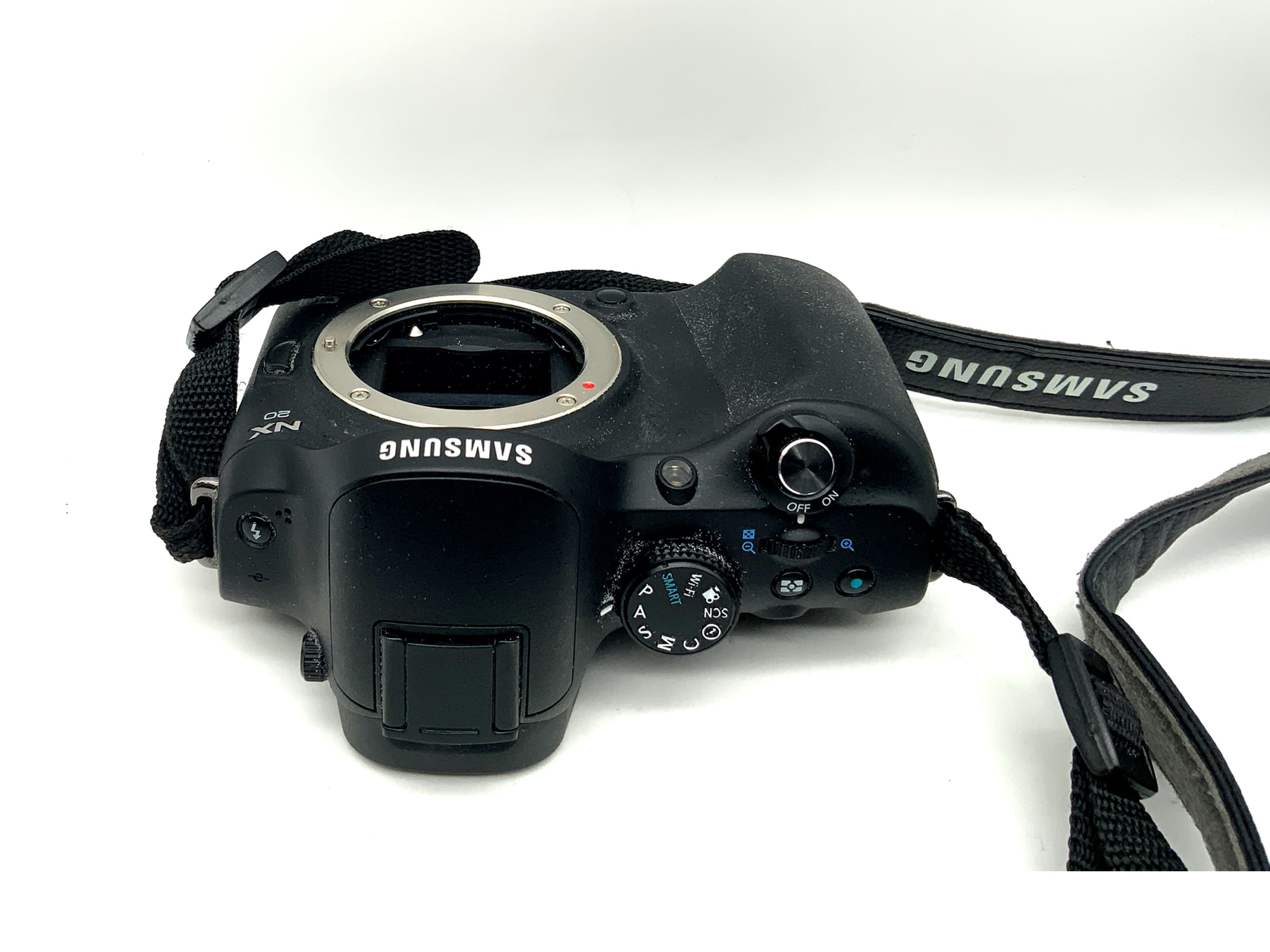 Samsung NX20 Systemkamera Samsung 1:3.5-5.6 18-55mm III OIS WiFi 20.3MP Full HD