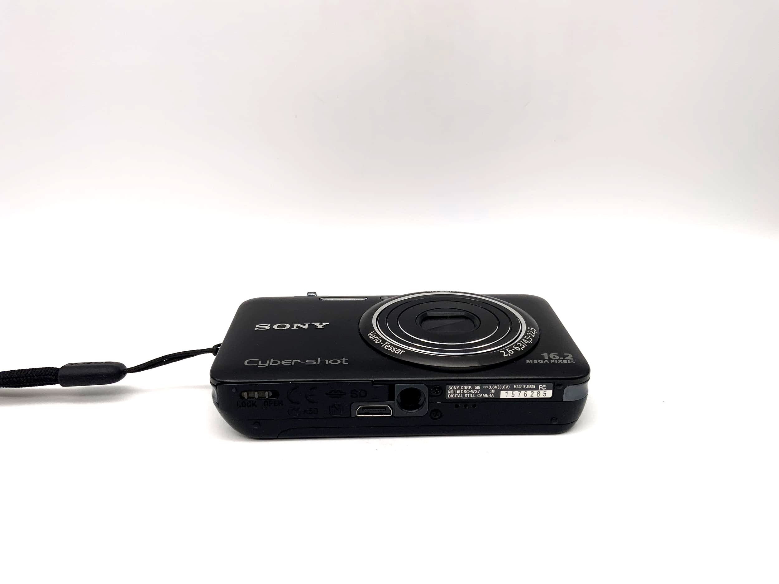 Sony Cyber-shot DSC-WX7 mit Carl Zeiss Vario-Tessar 2,6-6,3/4,5-22,5 HD 16.2 MP