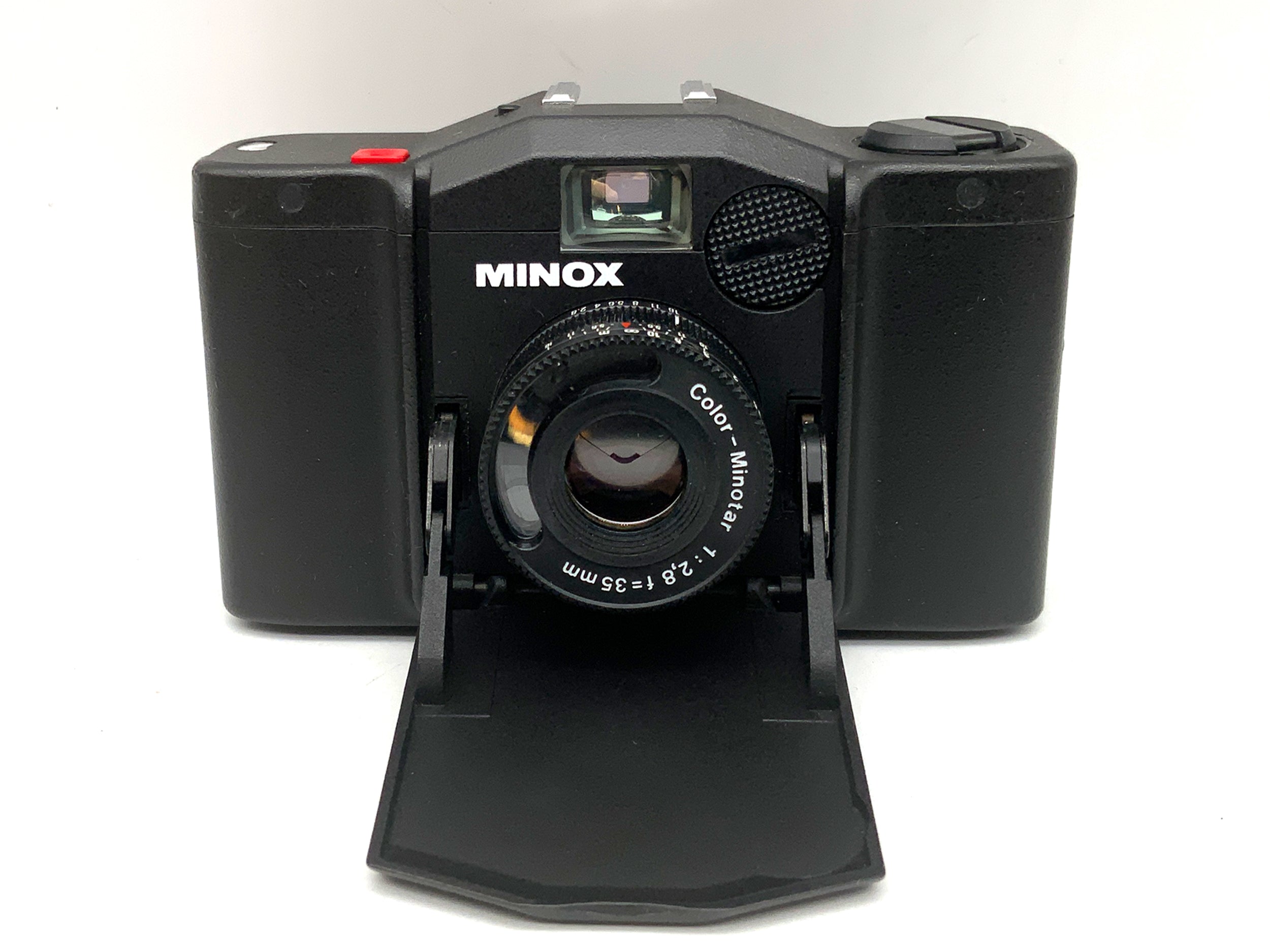 Minox 35 EL Point&Shoot mit Color Minotar 1:2.8 f=35mm mit Case Analogkamera
