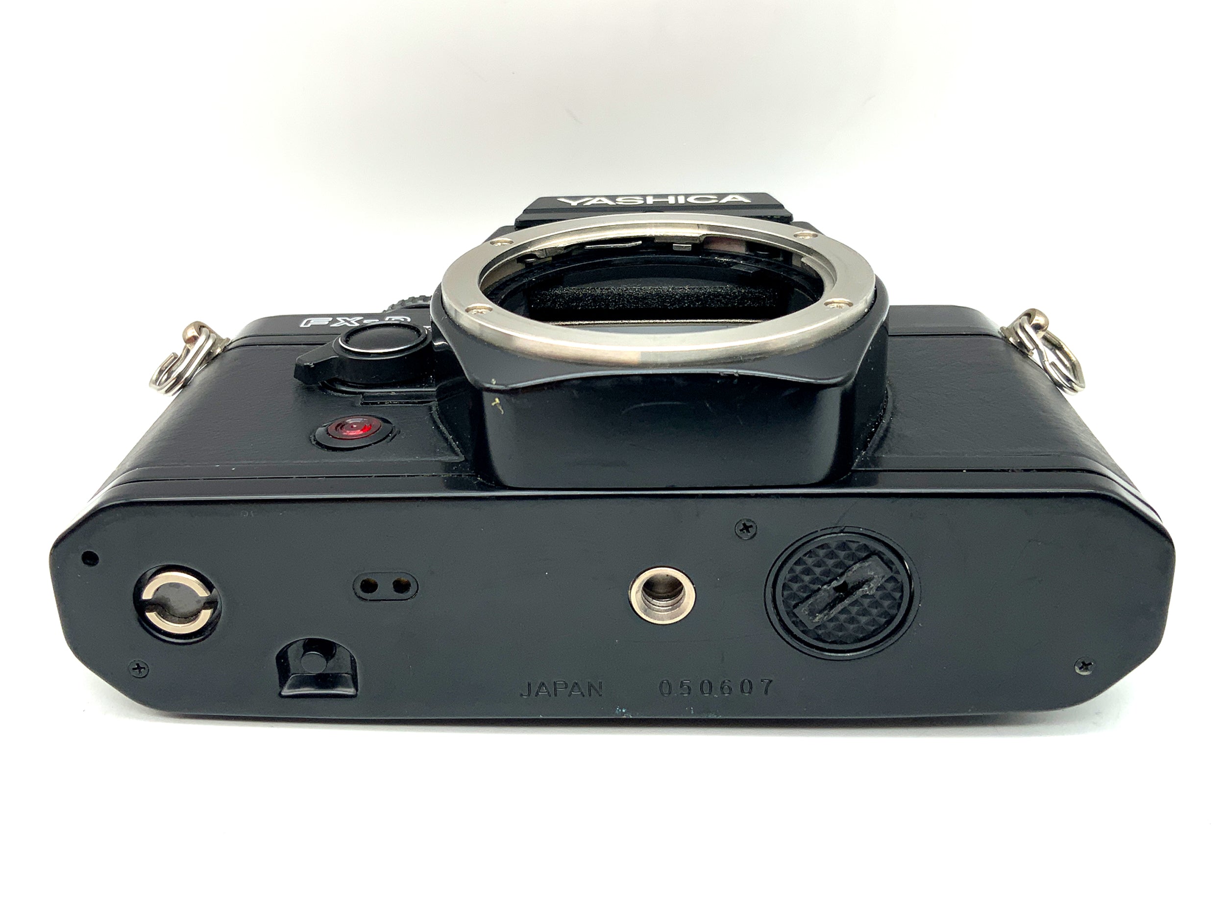 Yashica FX-D Quartz SLR 35mm SLR analog Body (Yashica/Contax)