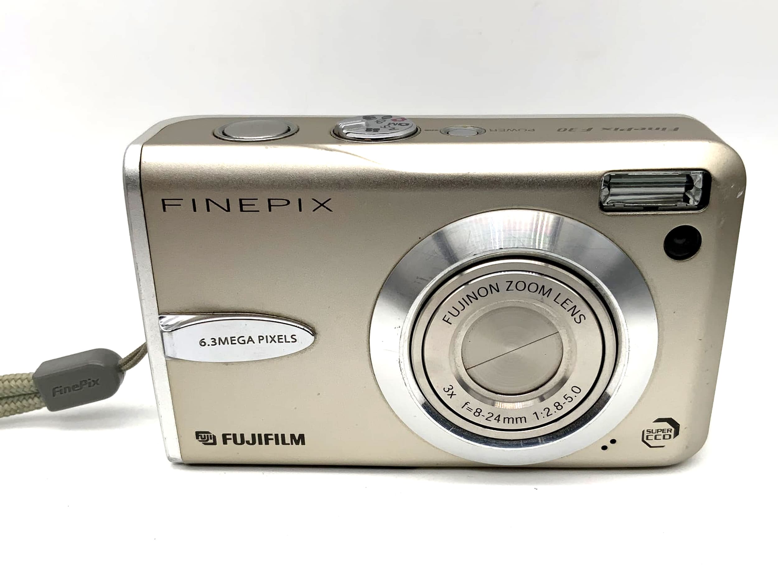 Fujifilm FinePix F30 Fujinon Zoom Lens 3x f=8-24mm 1:2.8-5.0 6.3 MP Super CCD