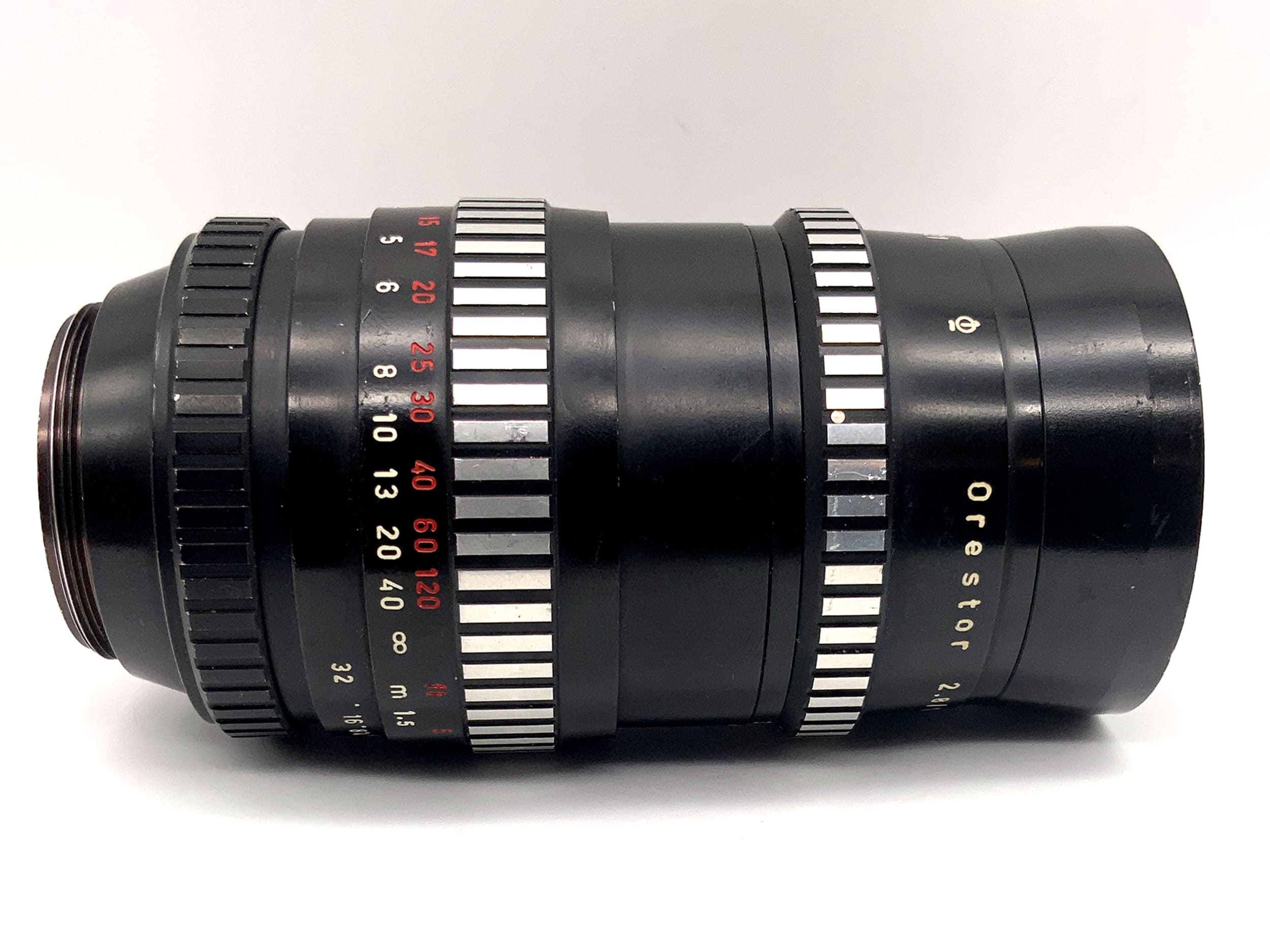 Meyer-Optik Görlitz 135mm 1:2.8 Objektiv Q1 Orestor Festbrennweite Zebra (M42)