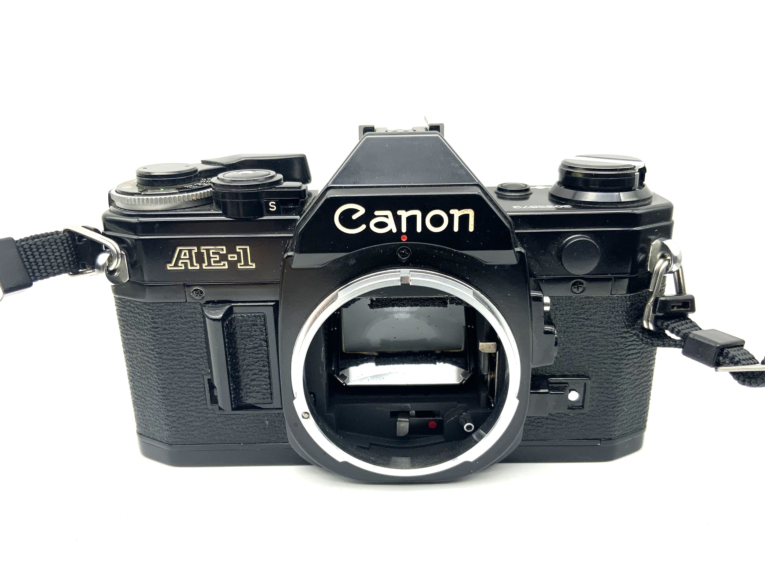 Canon AE-1 35mm Spiegelreflexkamera SLR analog Body Gehäuse (Canon FD)