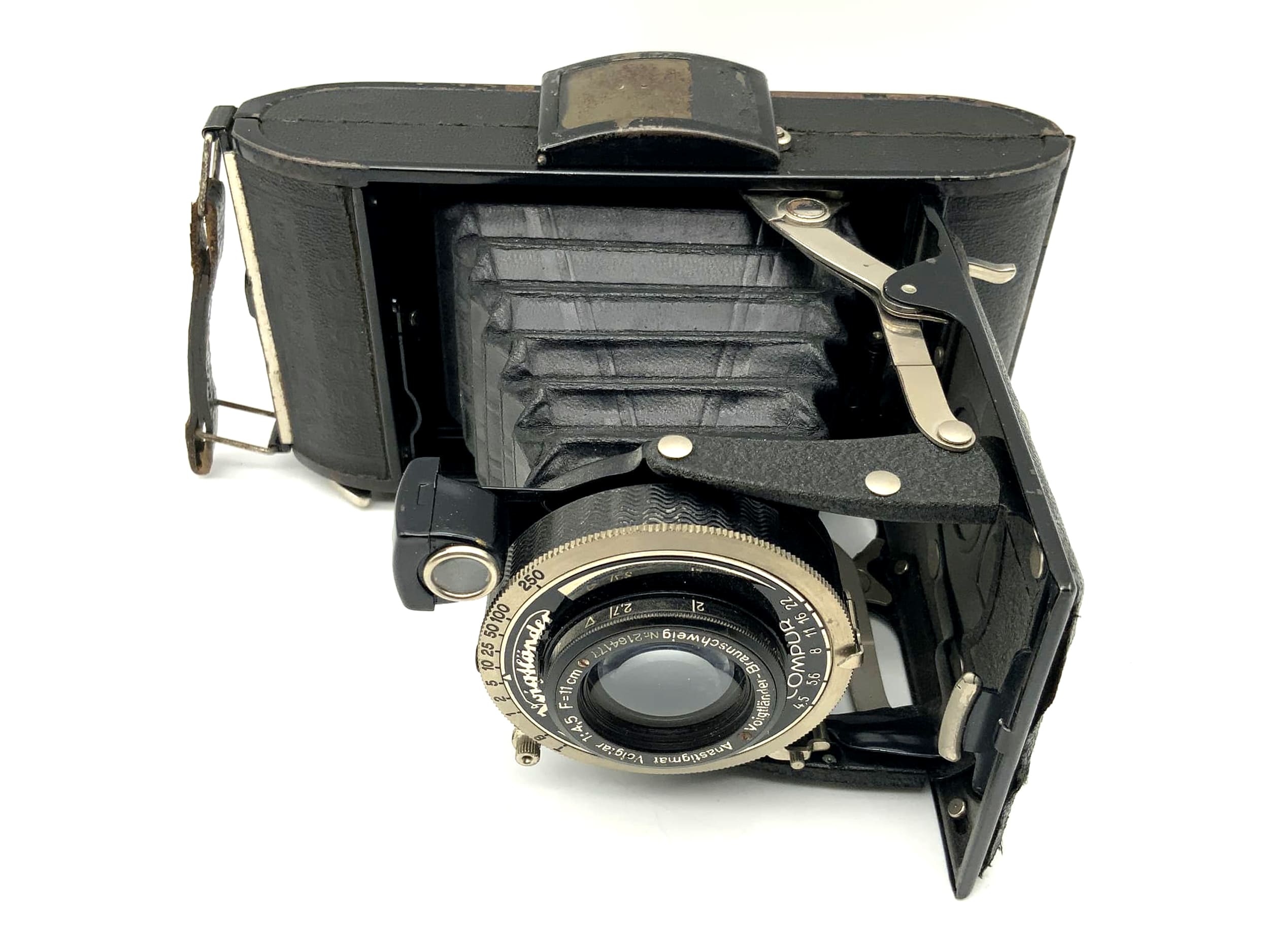 Voigtländer Bessa Klappkamera mit Anastigmat Voigtar 1:4.5 F=11cm 6x9 Compur