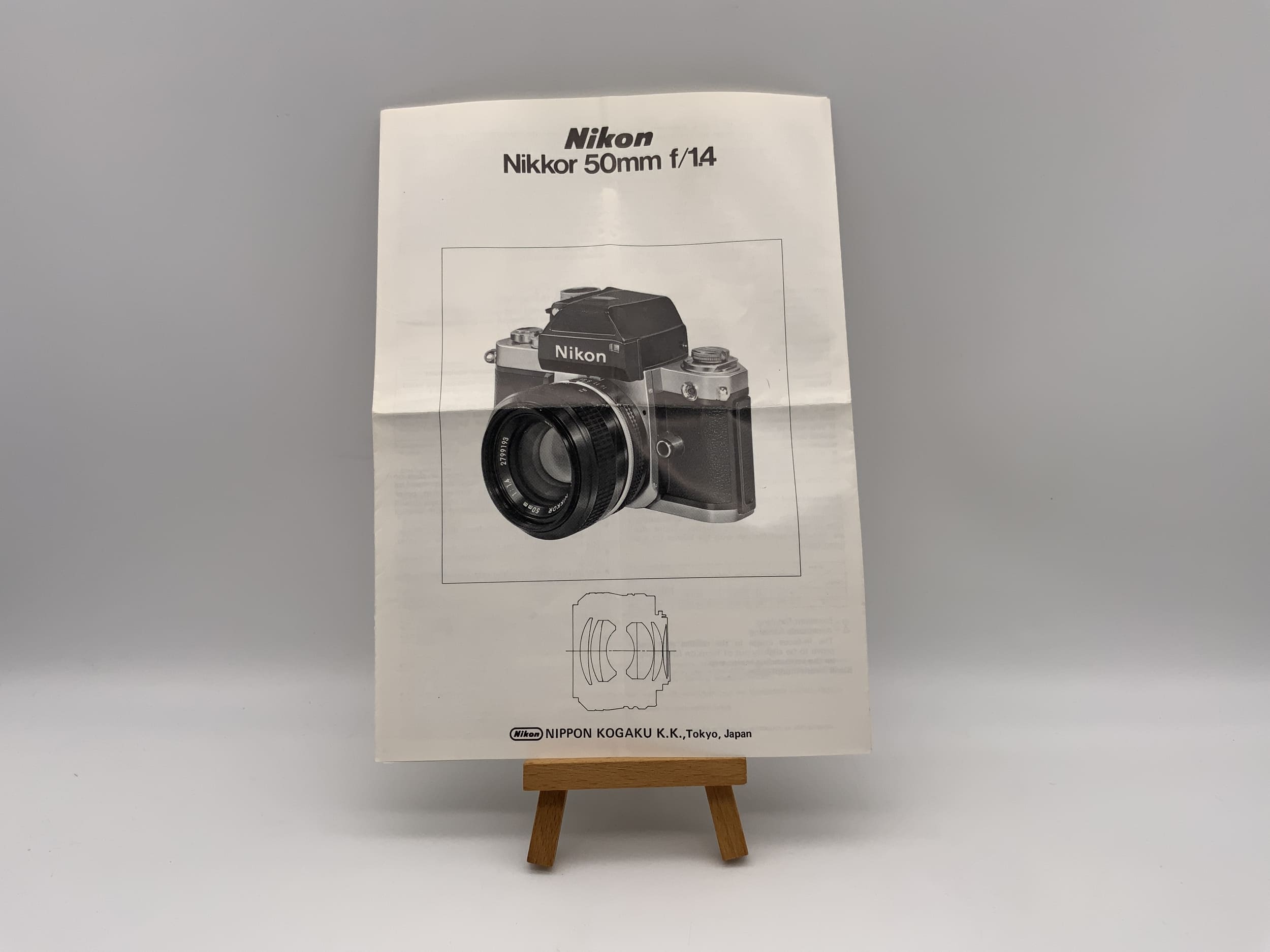 Nikon Nikkor 50mm f/1.4 Bedienungsanleitung Deutsch