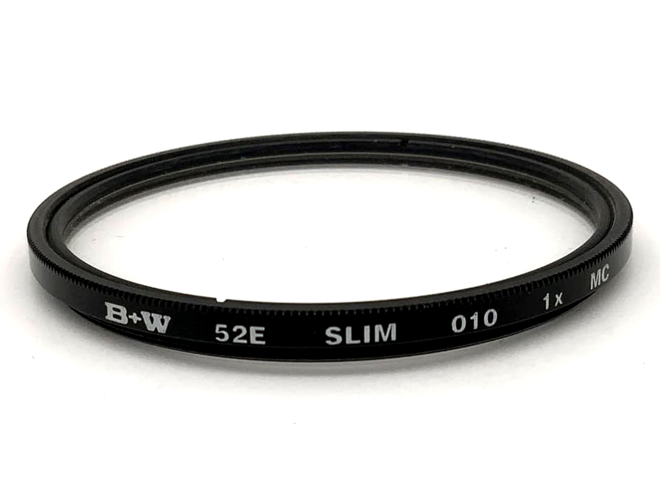 B+W Korrekturfilter Slim 010 1x MC Multi Resistant Filter 52mm Kreisförmig M52