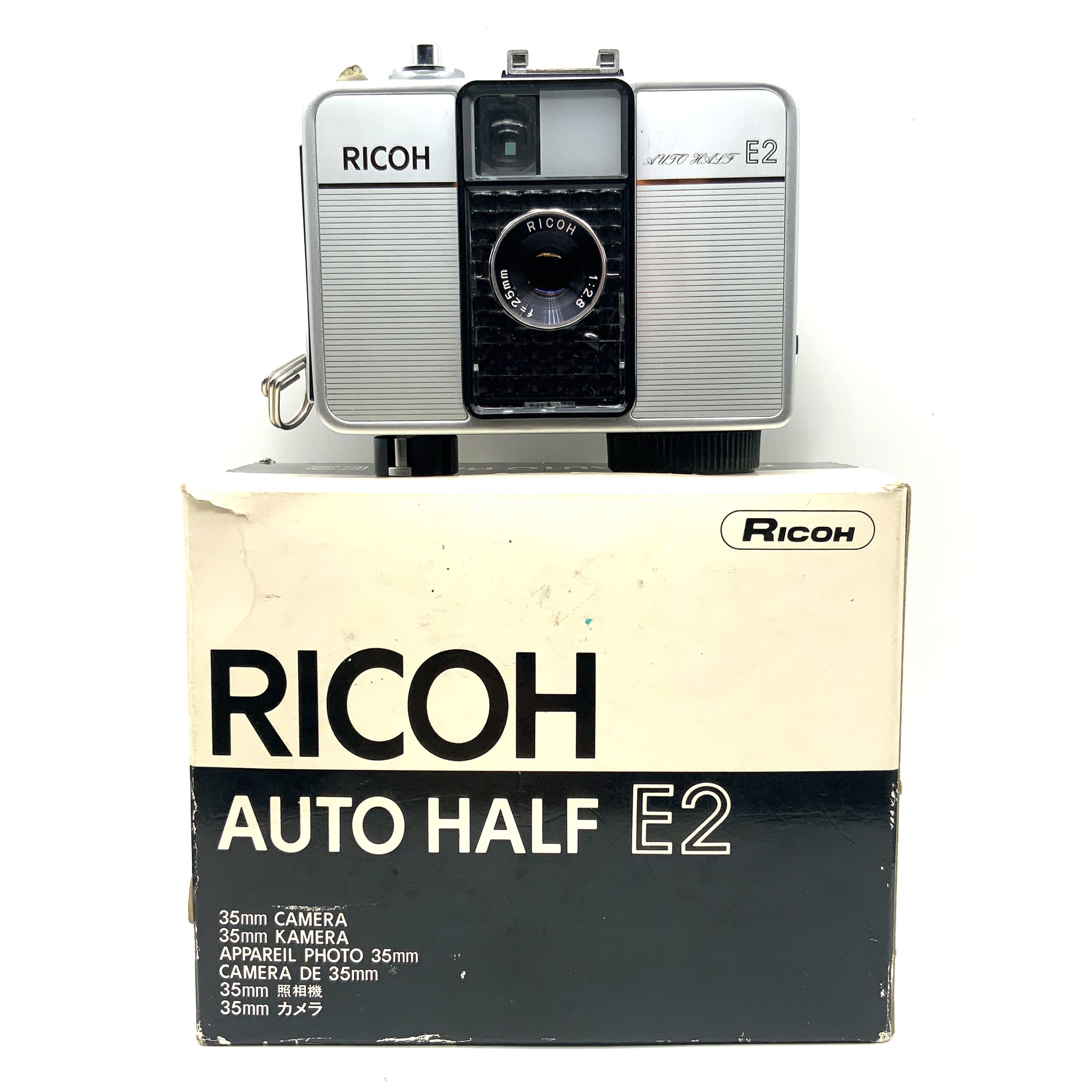 Ricoh Auto Half E2 Sucherkamera mit F:2.8 f=25mm Halbformat in OVP Analogkamera
