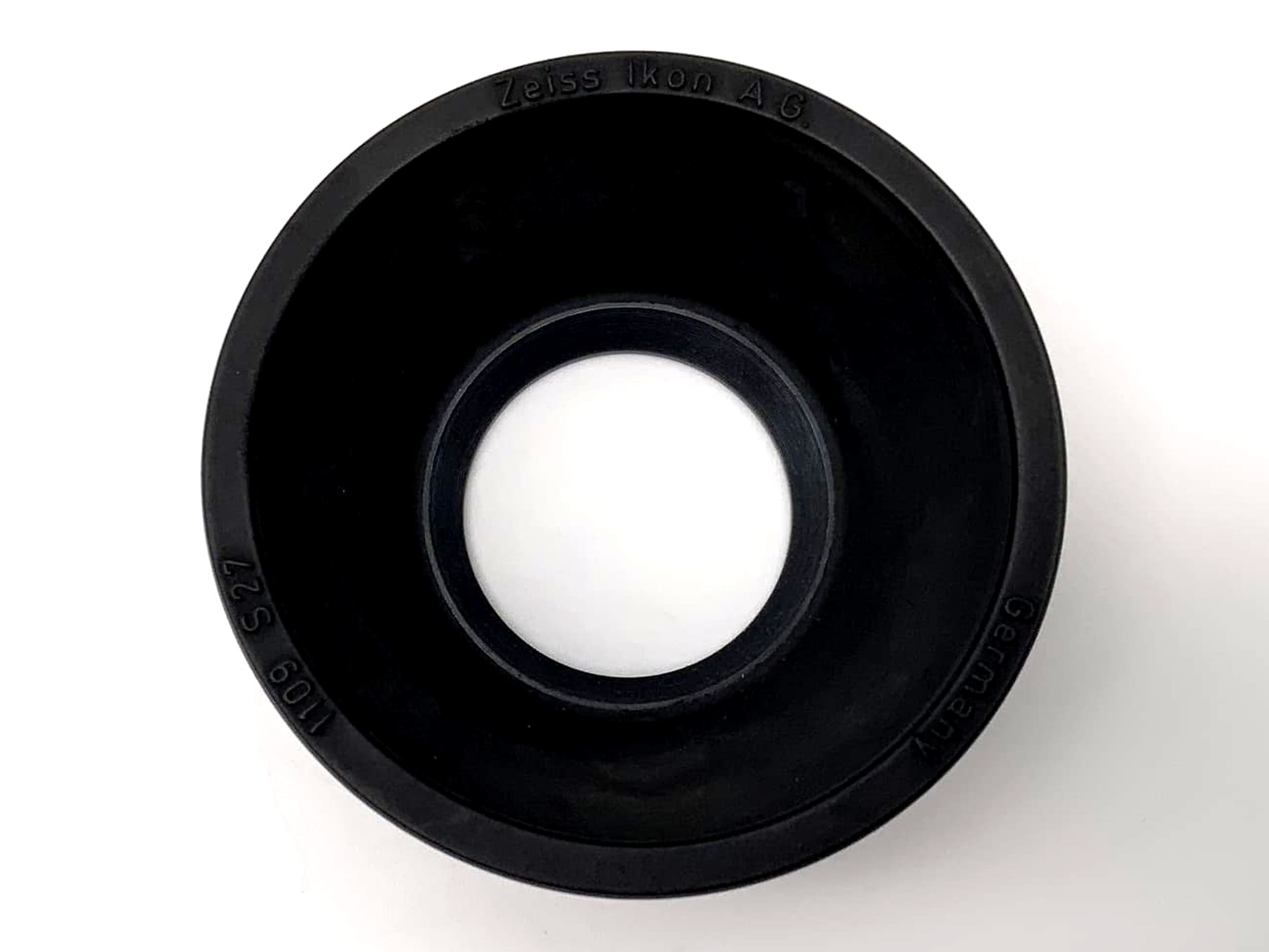 Zeiss Ikon AG Gegenlichtblende 1109 S27 27mm lenshood Sonnenblende