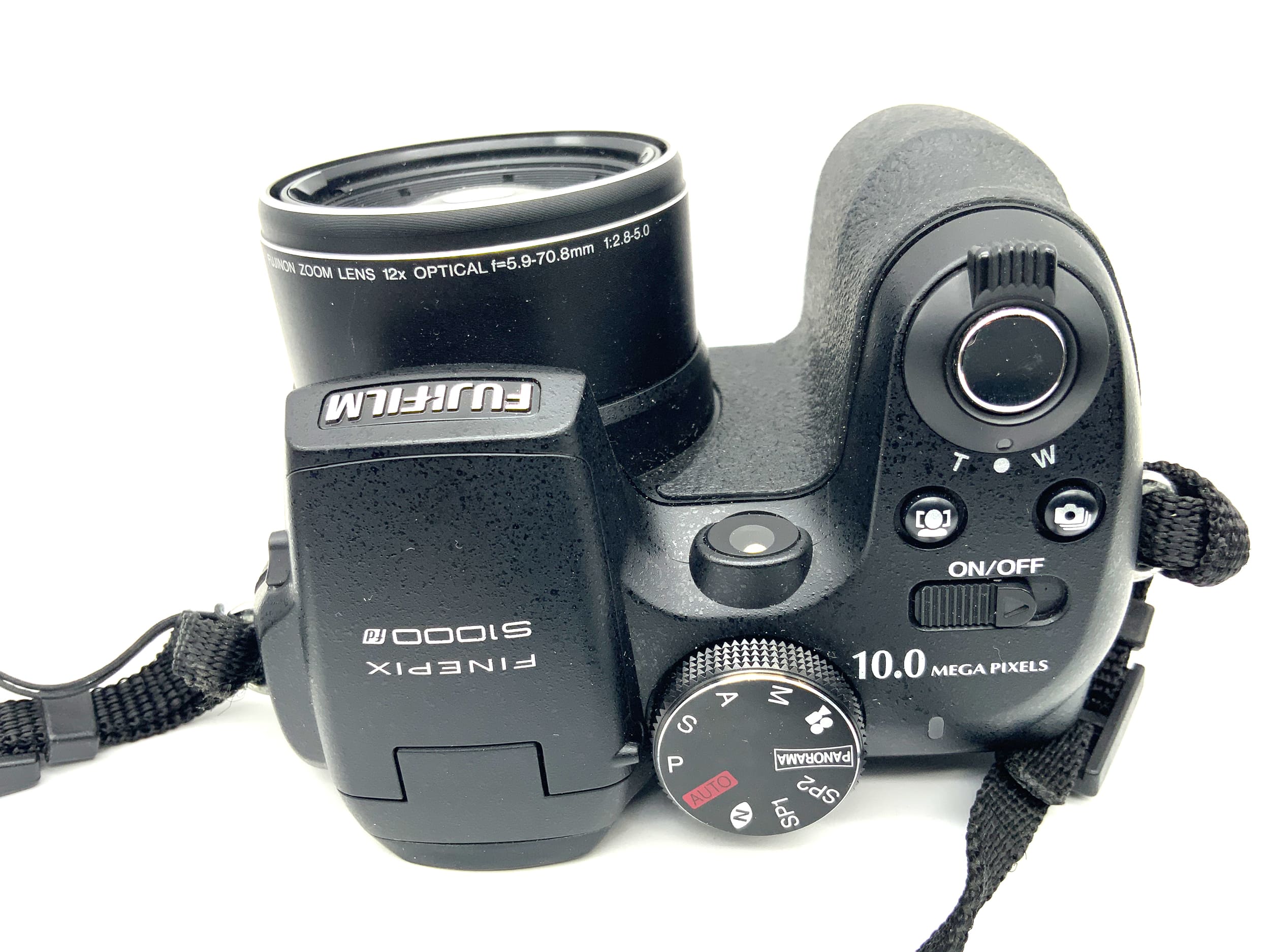 Fujifilm Finepix 1000fd Bridgekamera mit 5.9-70.8mm 1:2.8-5 10MP Digitalkamera