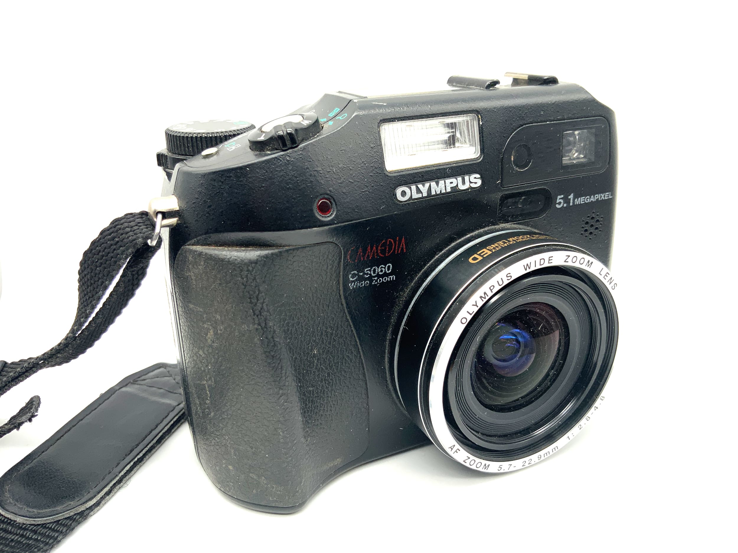 Olympus Camedia C-5060 Wide Zoom Digitalkamera mit 5.7-22.9mm 1:2.8-4.8