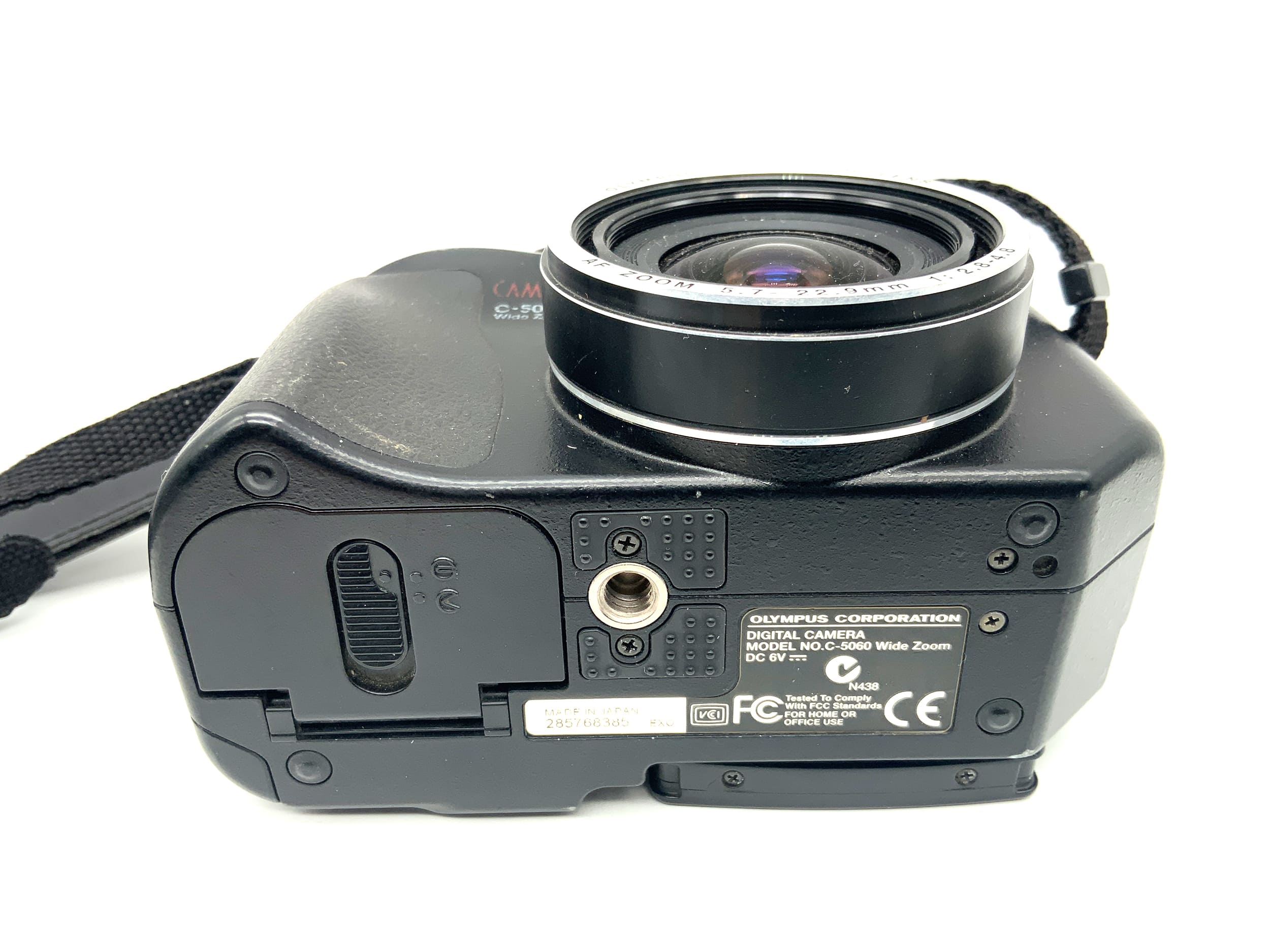 Olympus Camedia C-5060 Wide Zoom Digitalkamera mit 5.7-22.9mm 1:2.8-4.8