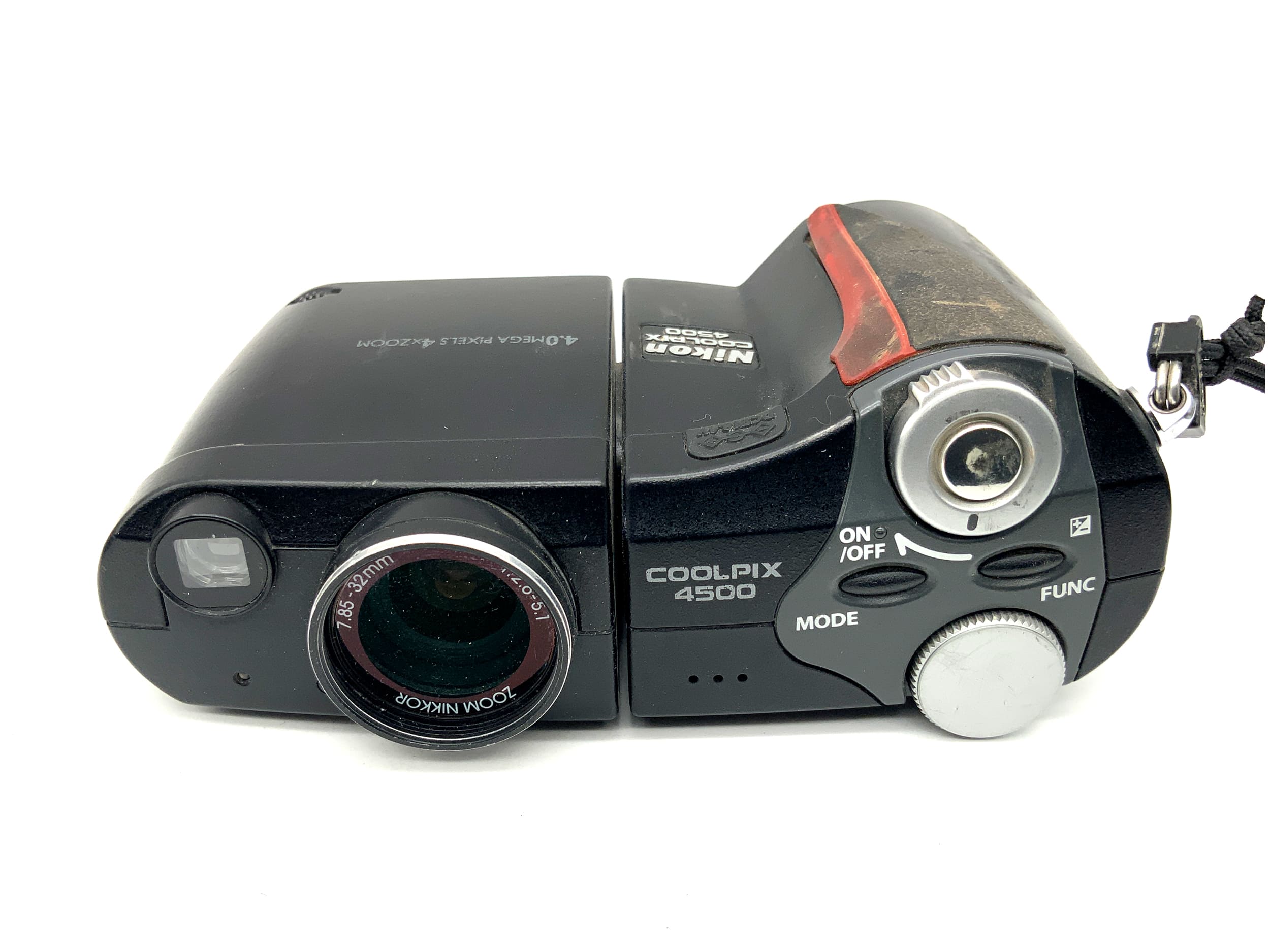 Nikon Coolpix 4500 Digitale Kompaktkamera mit Zoom Nikkor 7.85-32mm 1:2.6-5.1