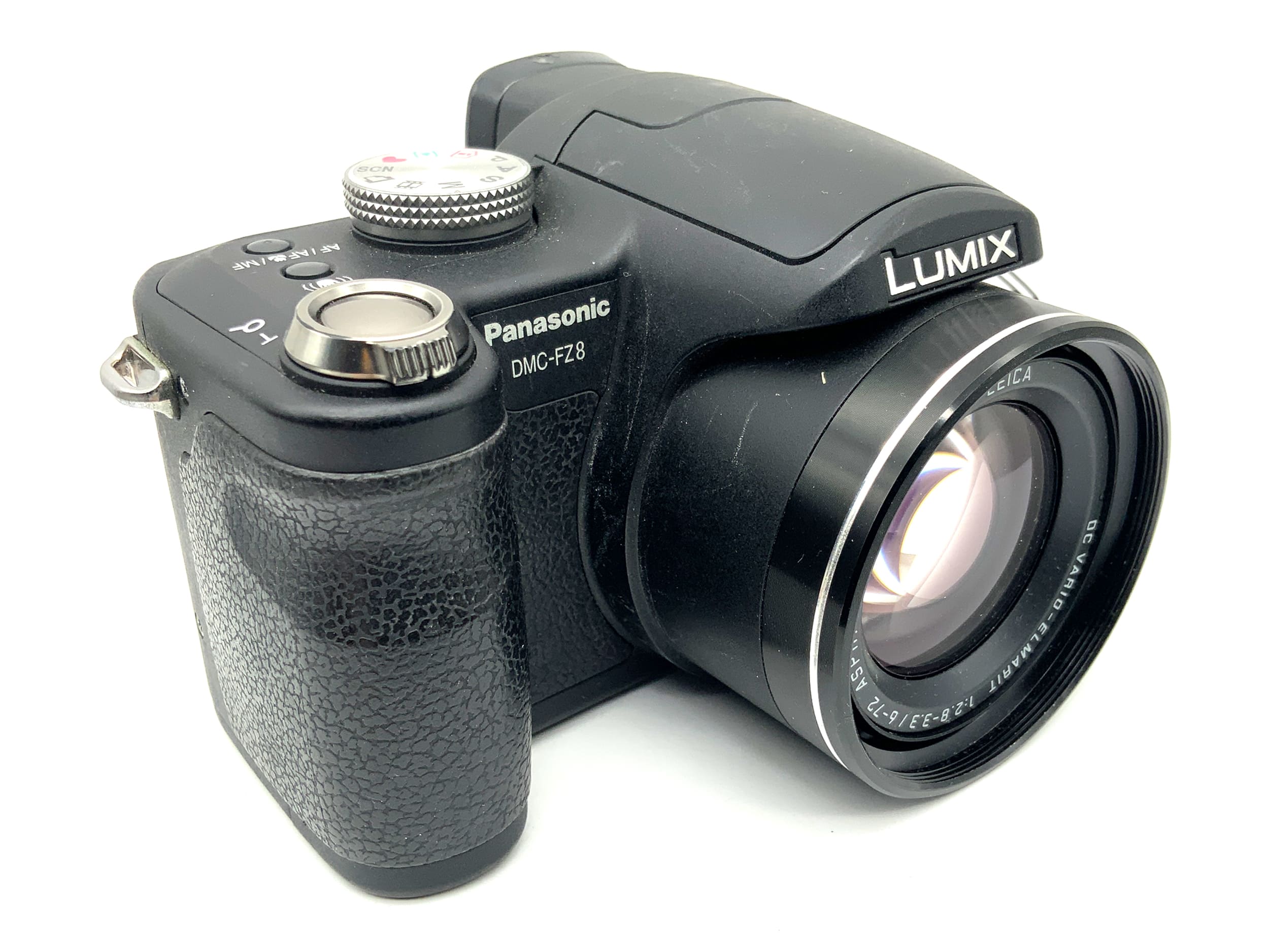 Panasonic Lumix DMC-FZ8 Bridgekamera mit Leica DC Vario-Elmarit Digitalkamera