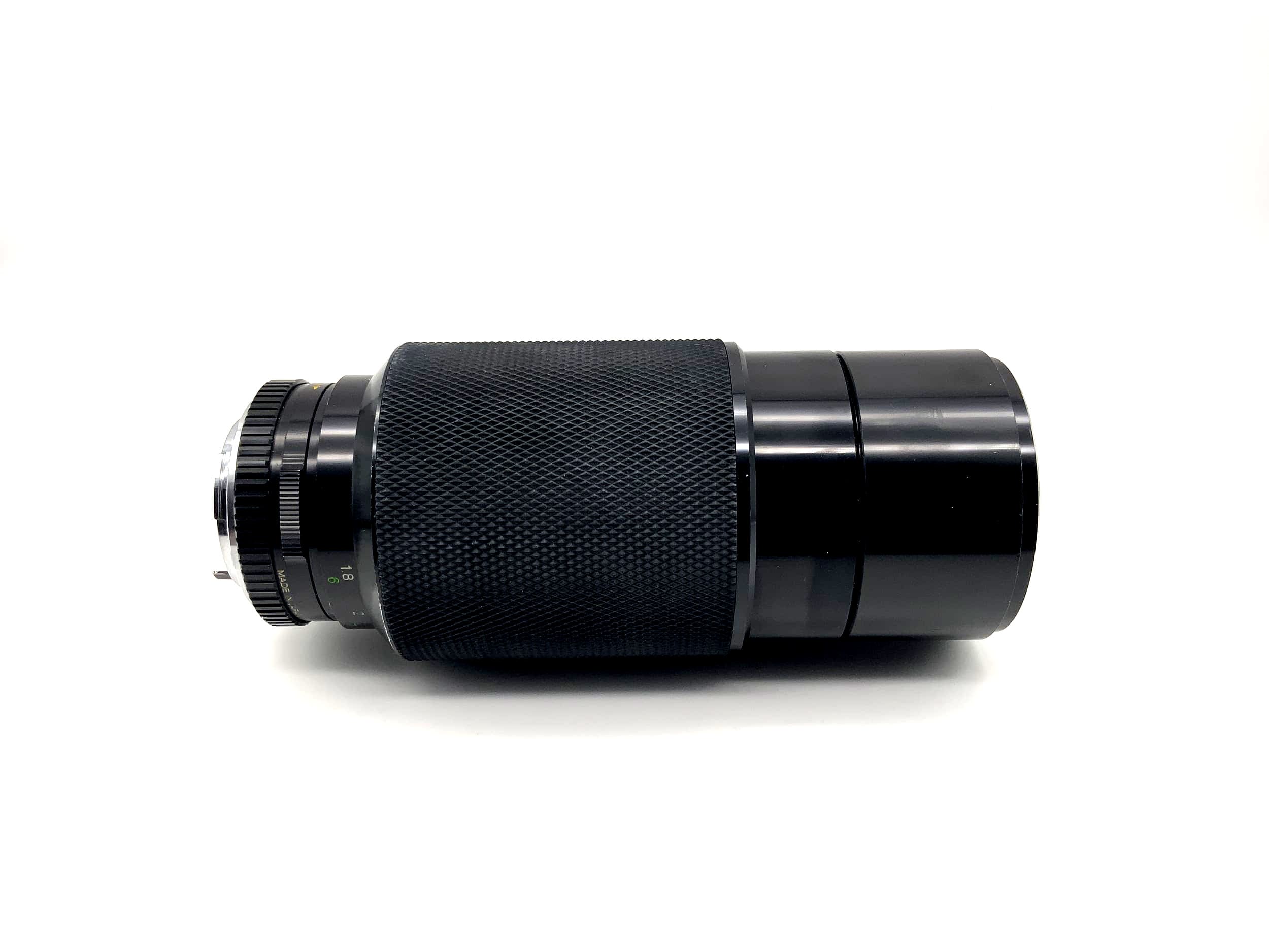 Soligor 70-222mm 1:3.5 Objektiv MC Auto Zoom Macro Camera Lens (Yashica/Contax)