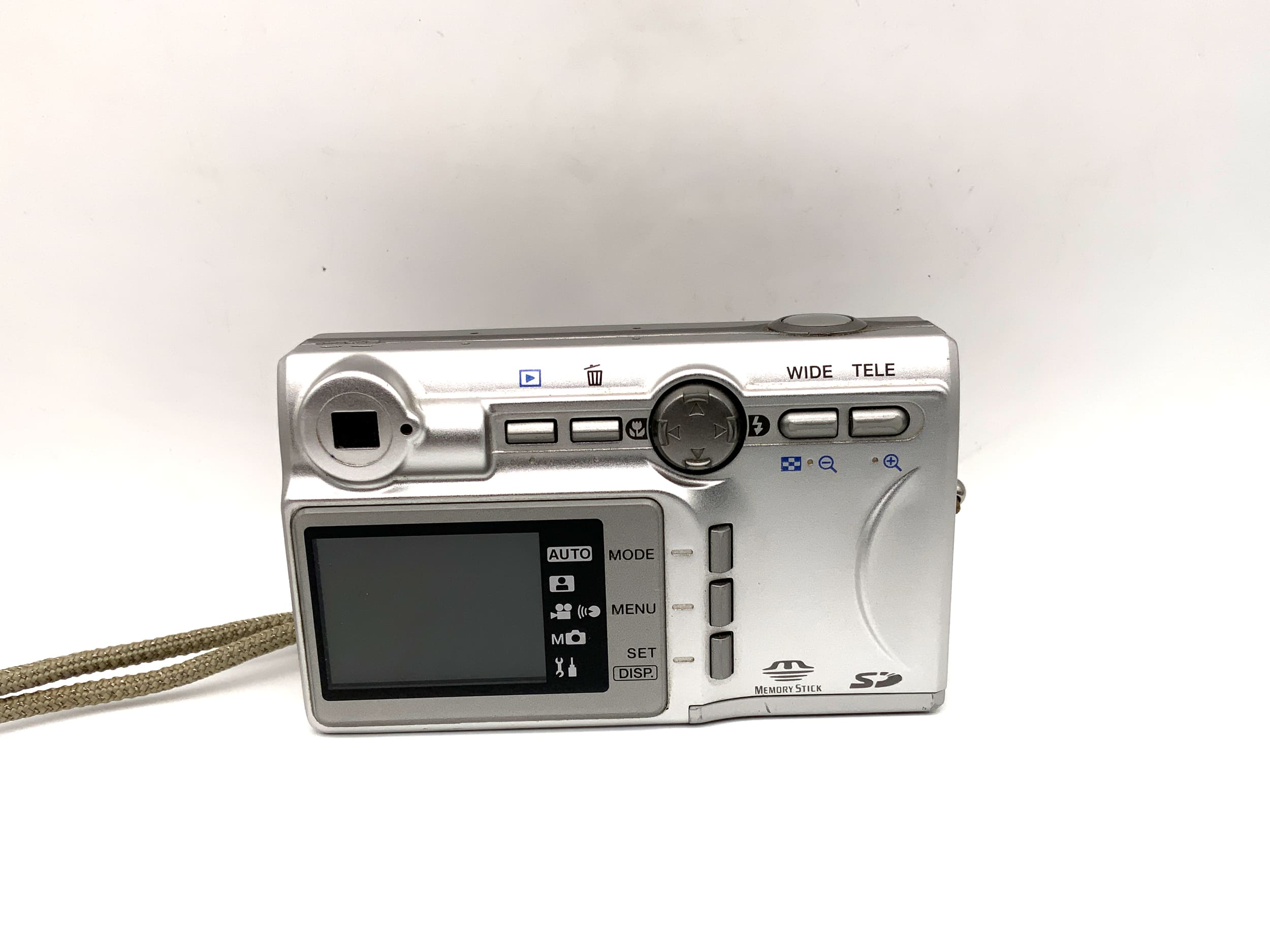 Konica Minolta Dimage G530 Kompaktkamera mit GT Hexanon 5.6-16.8mm F2.8-4.9