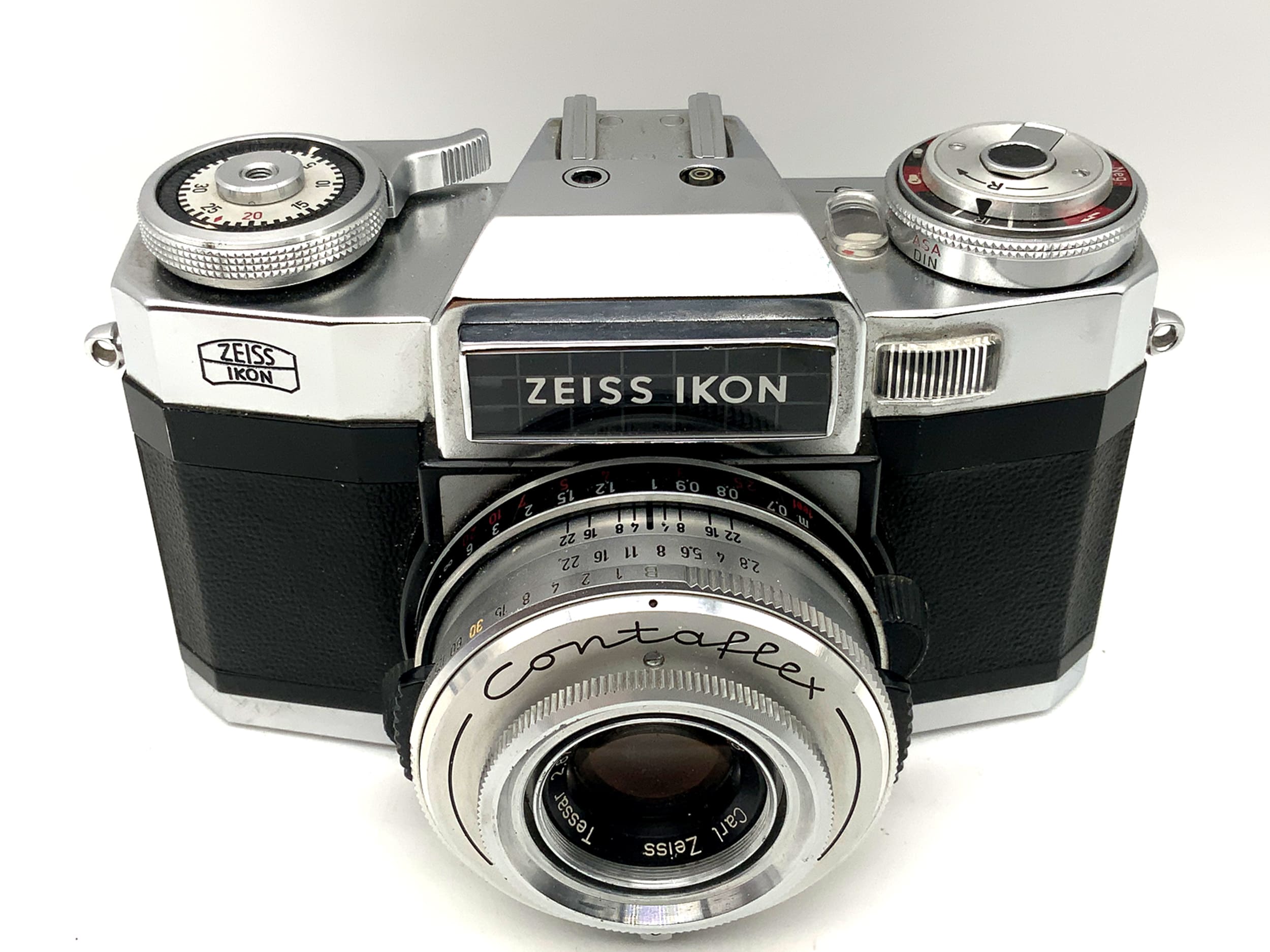 Zeiss Ikon Contaflex 35mm SLR analog mit Tessar 2.8/50 Synchro-Compur-X Body
