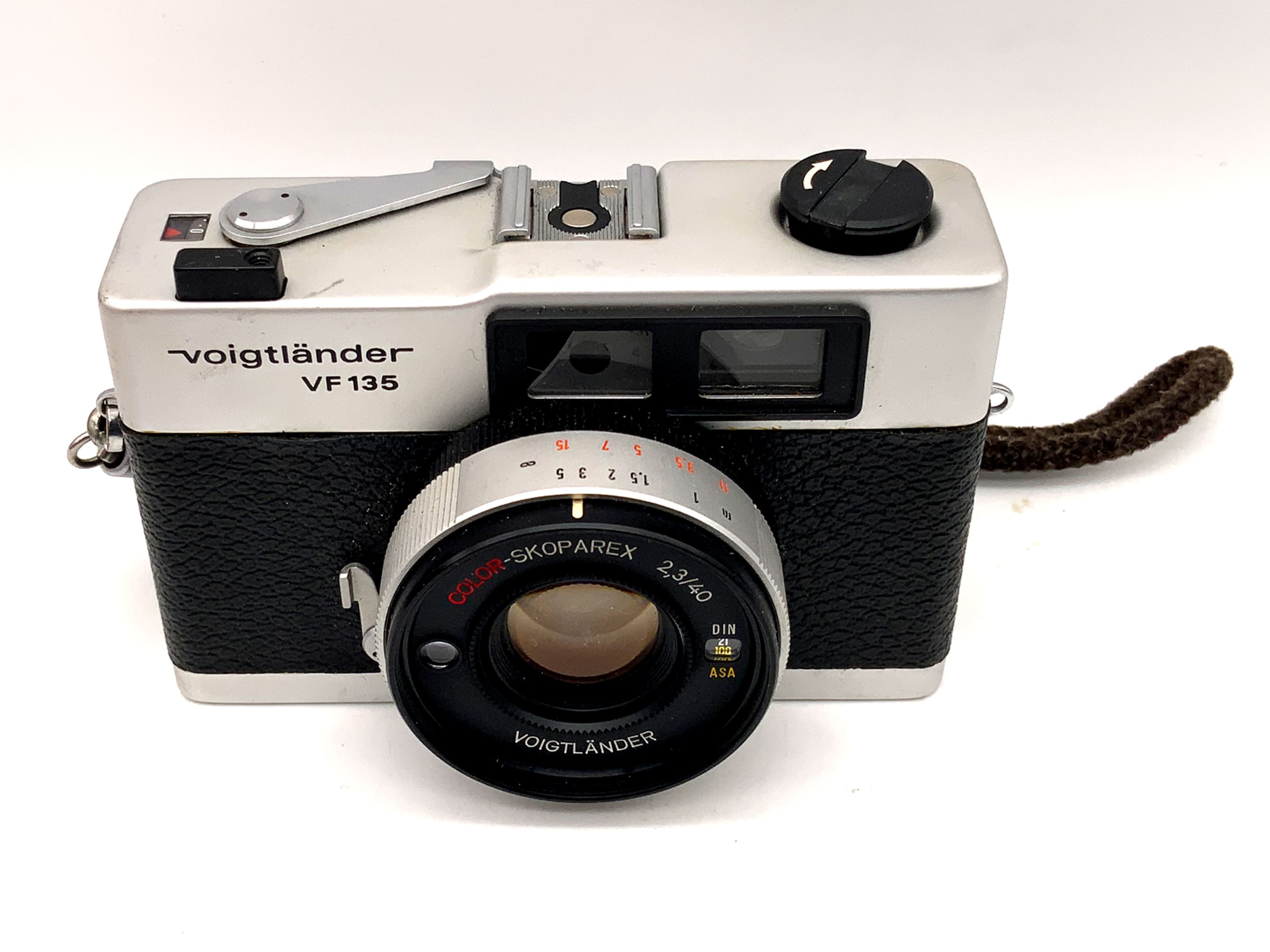Voigtländer VF135 Sucherkamera mit Color-Skoparex 2.3/40 Analogkamera