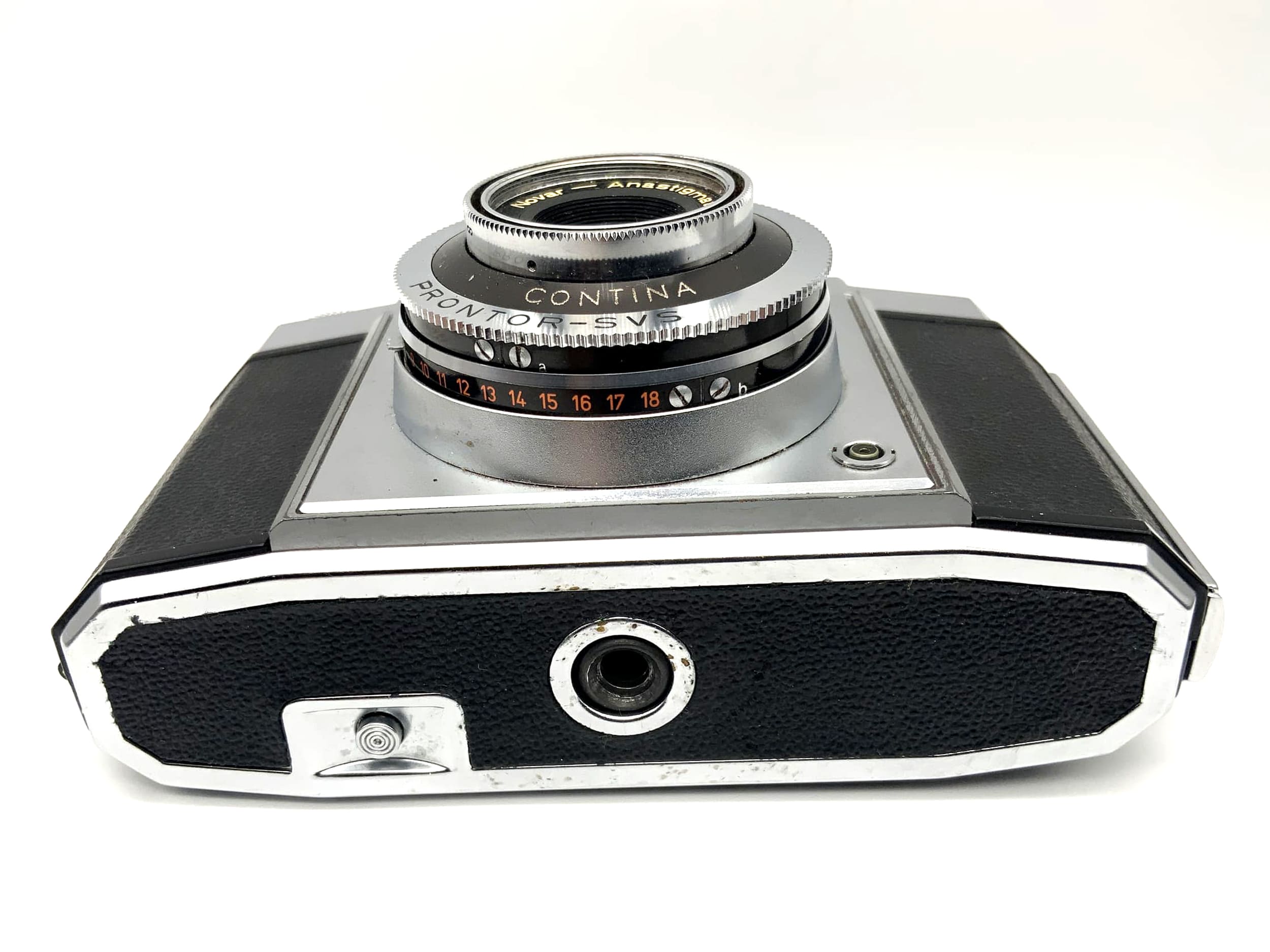 Zeiss Ikon Contina Sucherkamera Novar-Anastigmat 1:3.5 f=45mm 527/24 Prontor-SVS