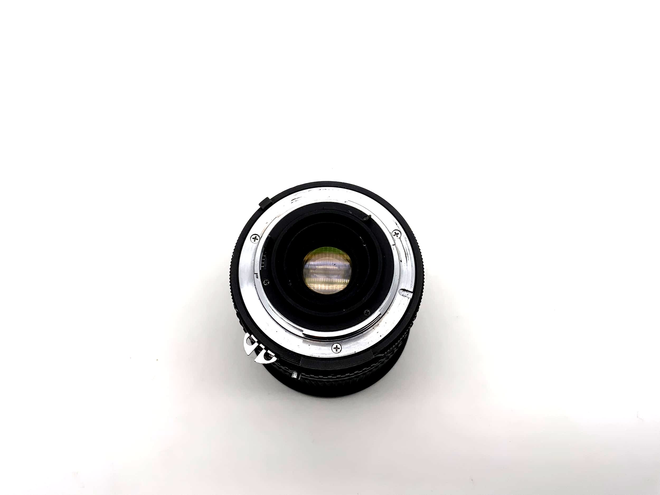 Danubia 28-80mm 1:3,5-4,5 Objektiv Super Multi Coated Kamera Lens (Nikon F)