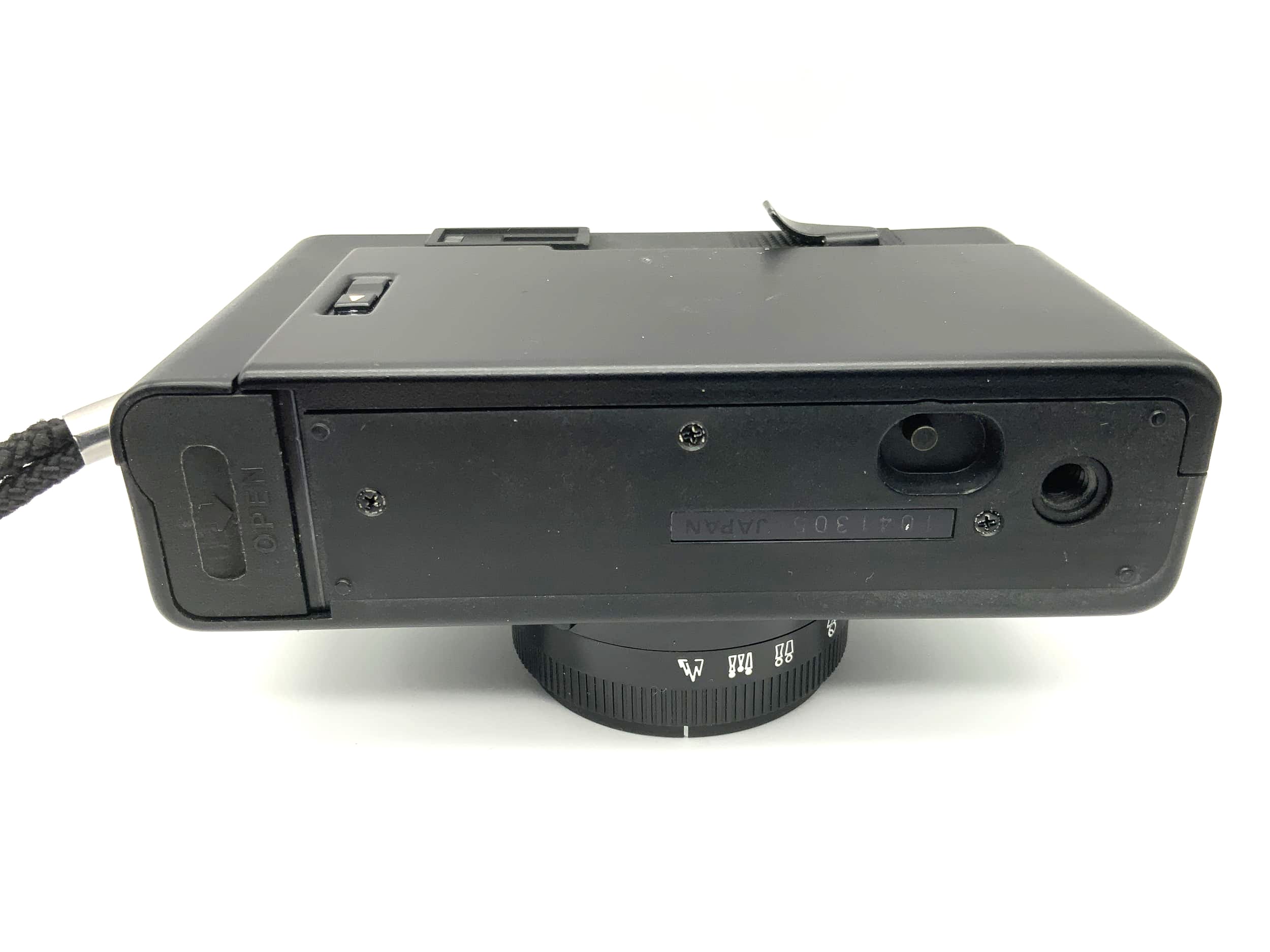 Rollei 35 RF Sucherkamera mit 38mm 1:2.8 Rollei Lens Kompaktkamera Analogkamera