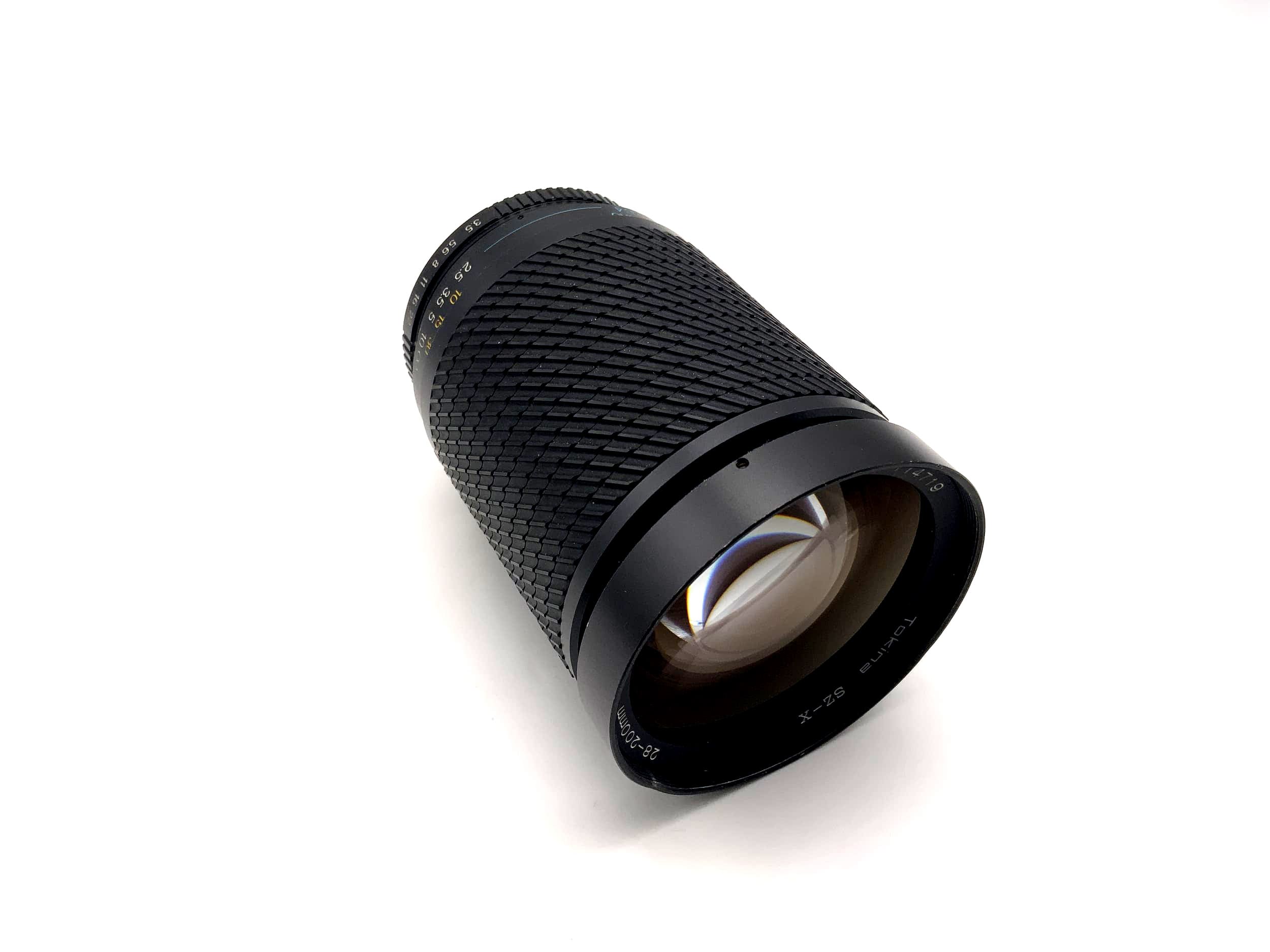 Tokina 28-200mm 1:3.5-5.3 Objektiv SZ-X Kamera Camera Lens (Yashica/Contax)