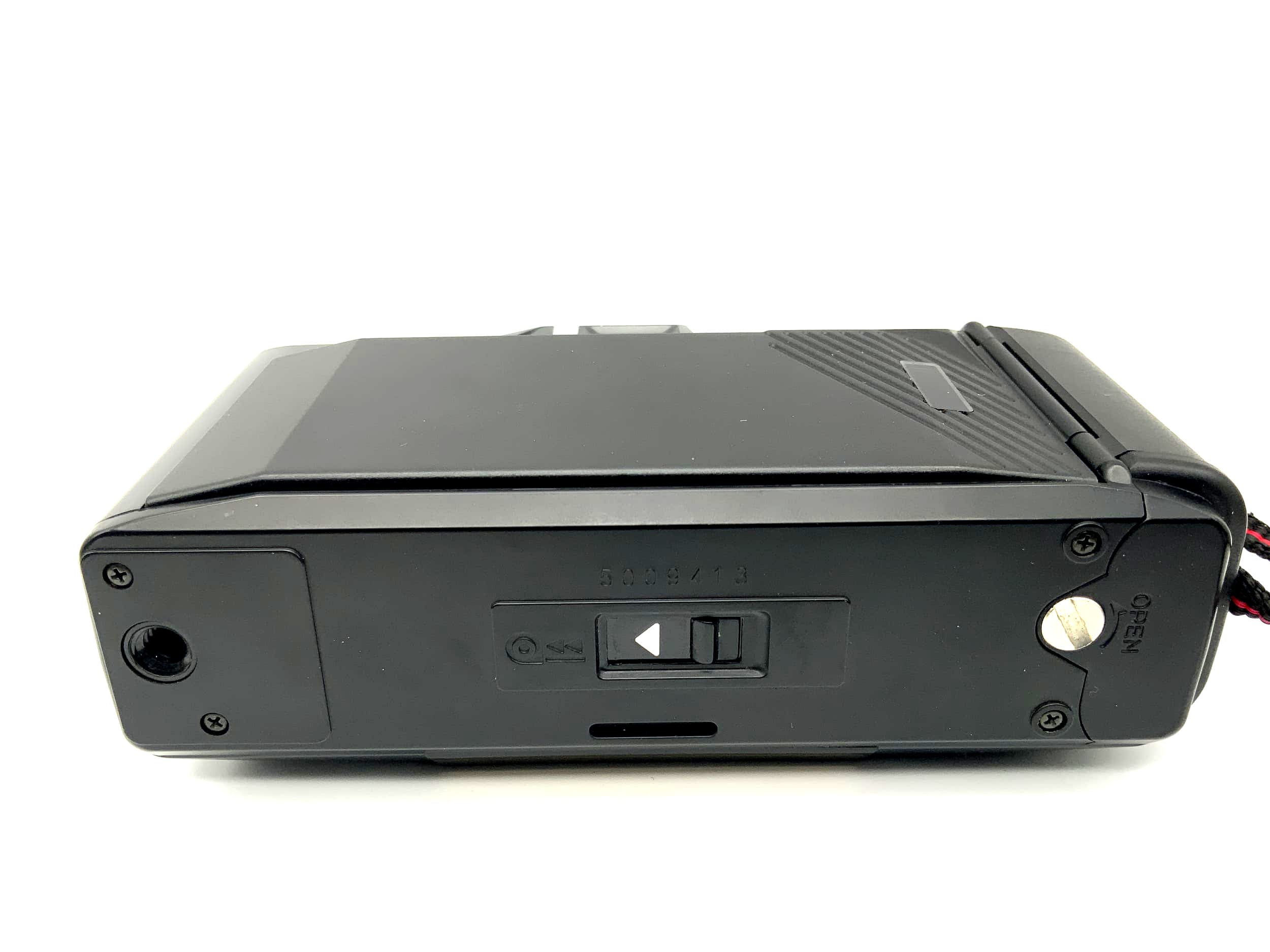 Yashica L AF Point&Shoot mit Yashica Lens 32mm 1:3.5 DX Analogkamera 35mm