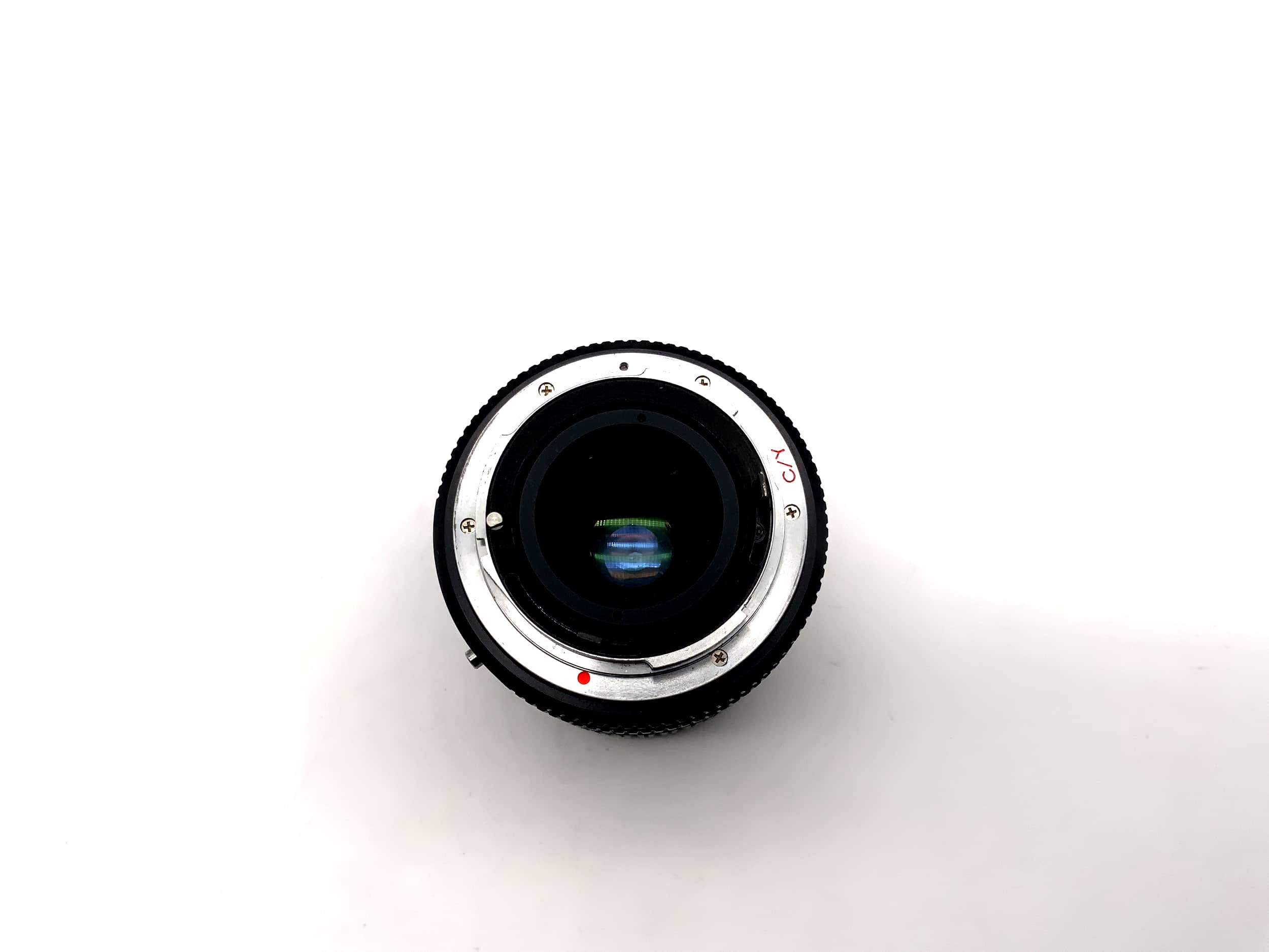 Sun 35-70mm 1:3,5-4,5 Objektiv Macro Zoom MC Kamera Lens (Yashica/Contax)