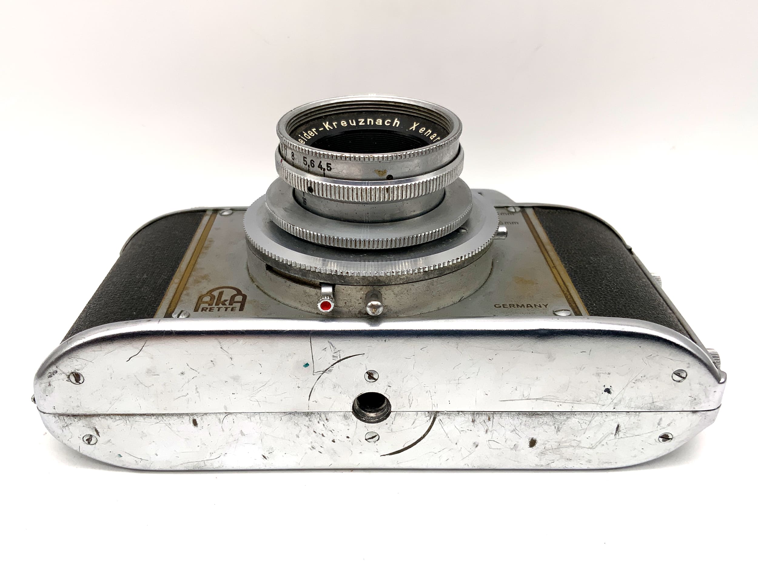 AkA Rette Sucherkamera mit Schneider Kreuznach Xenar 1:4.5/35 Analogkamera